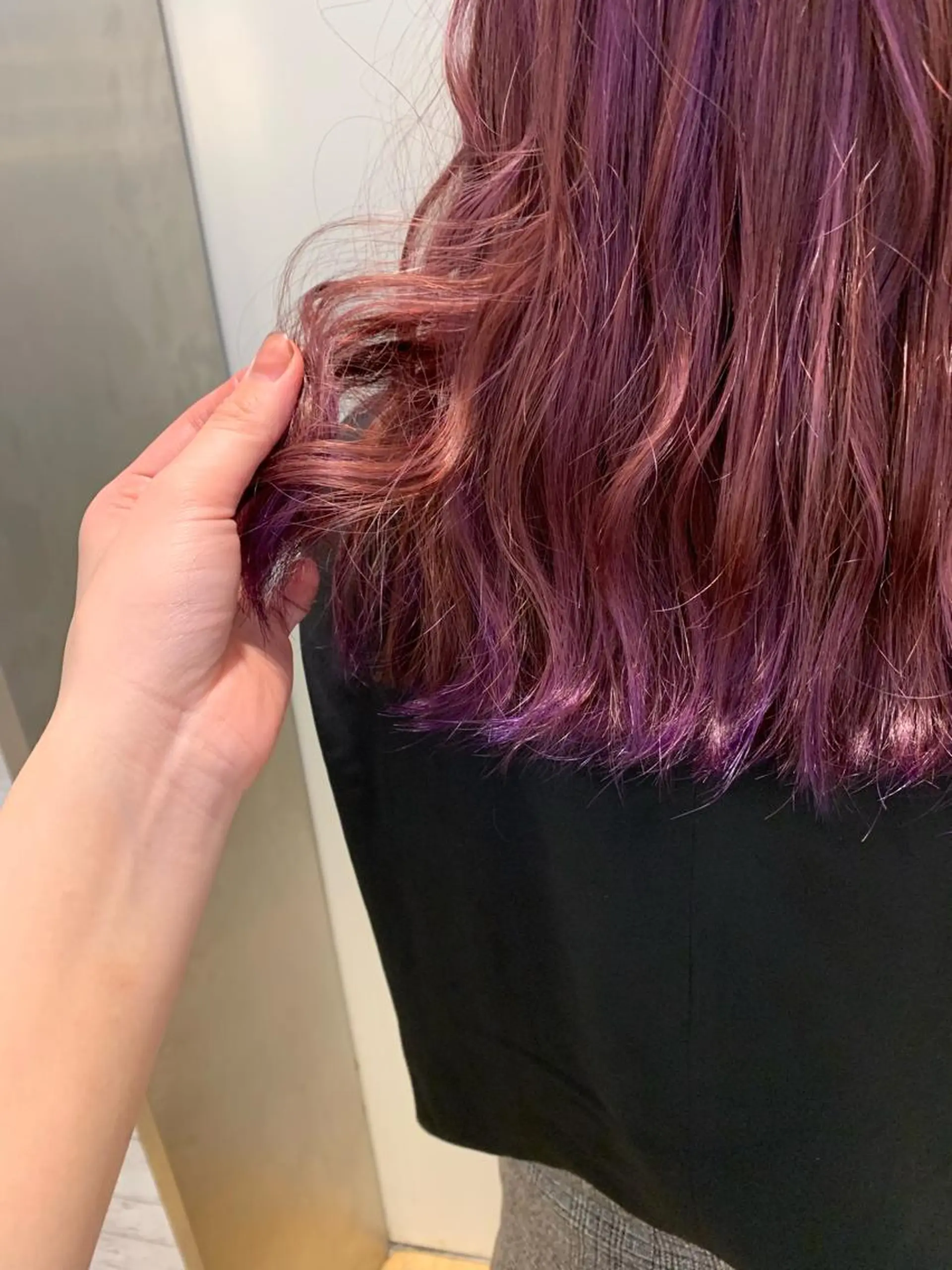 カラー ハイライトカラー 天野 利咲のヘアスタイル