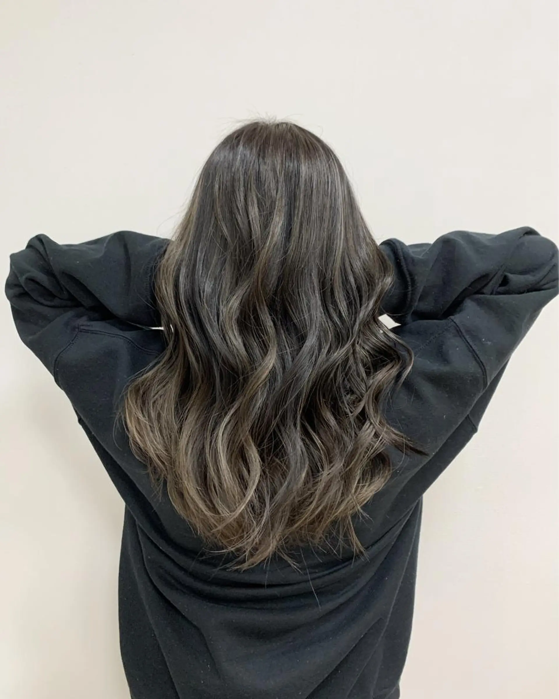 ロング カラー ハイライトカラー ハイライト レイヤー×縮毛矯正 深見 拓のヘアスタイル