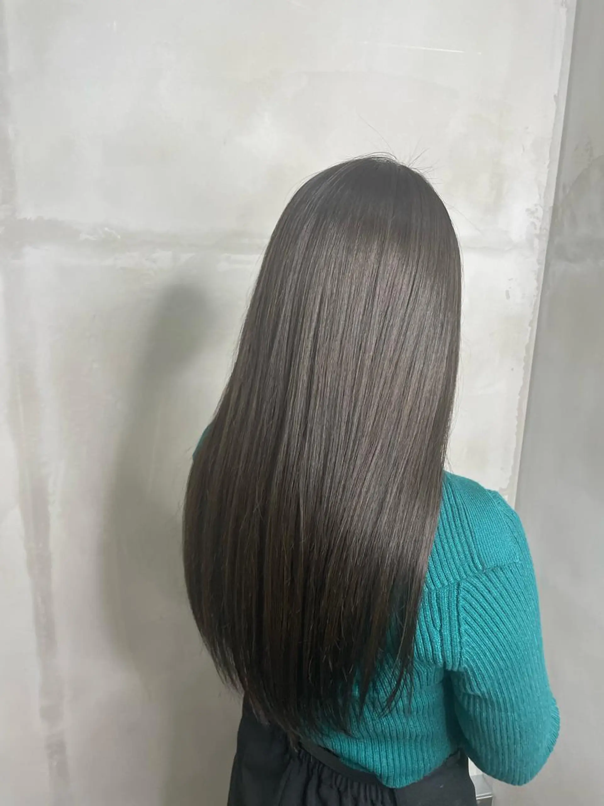 ヘアカラー 益 佑夏のヘアスタイル