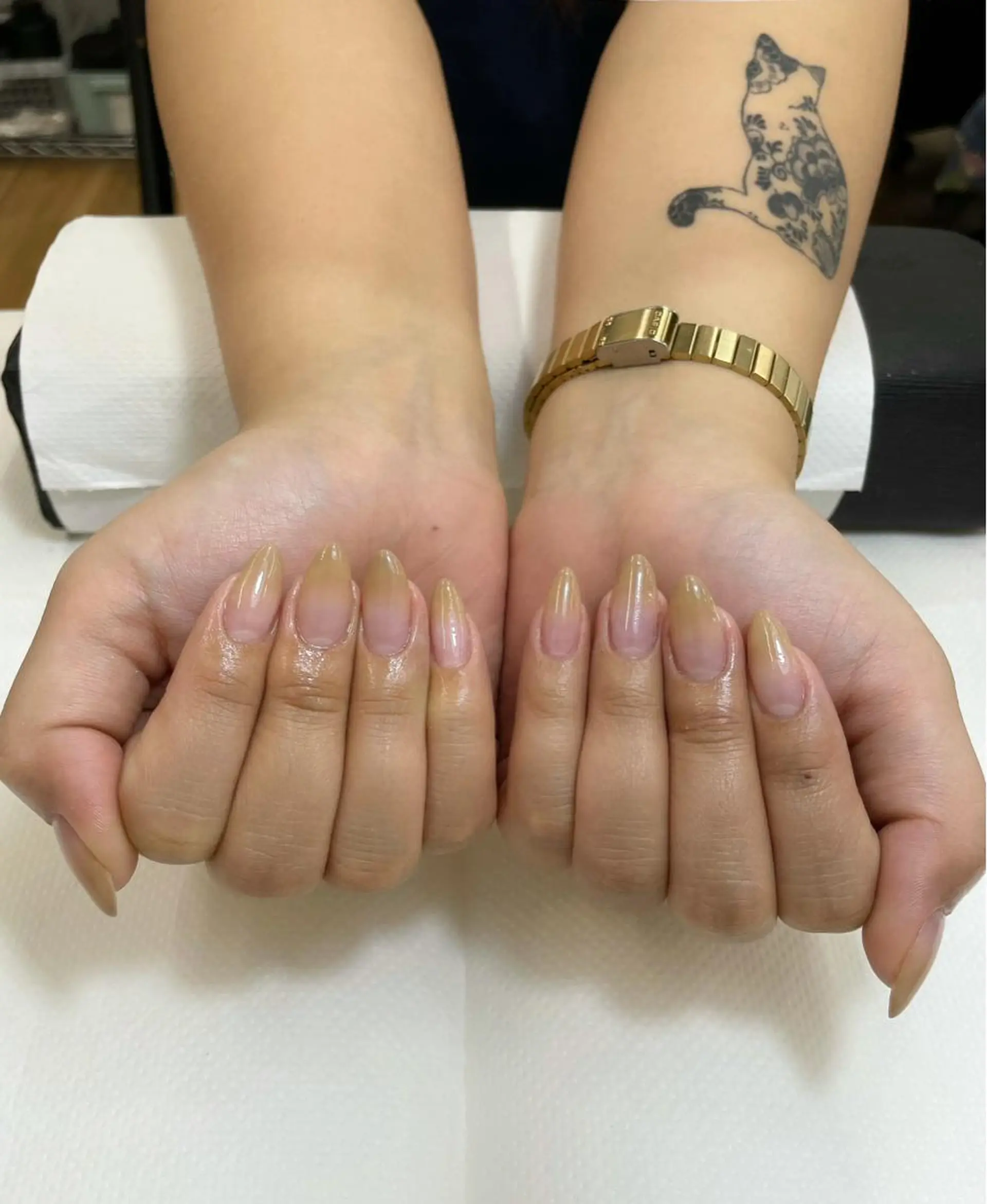 ネイル グラデーション with hues AYAのネイルデザイン