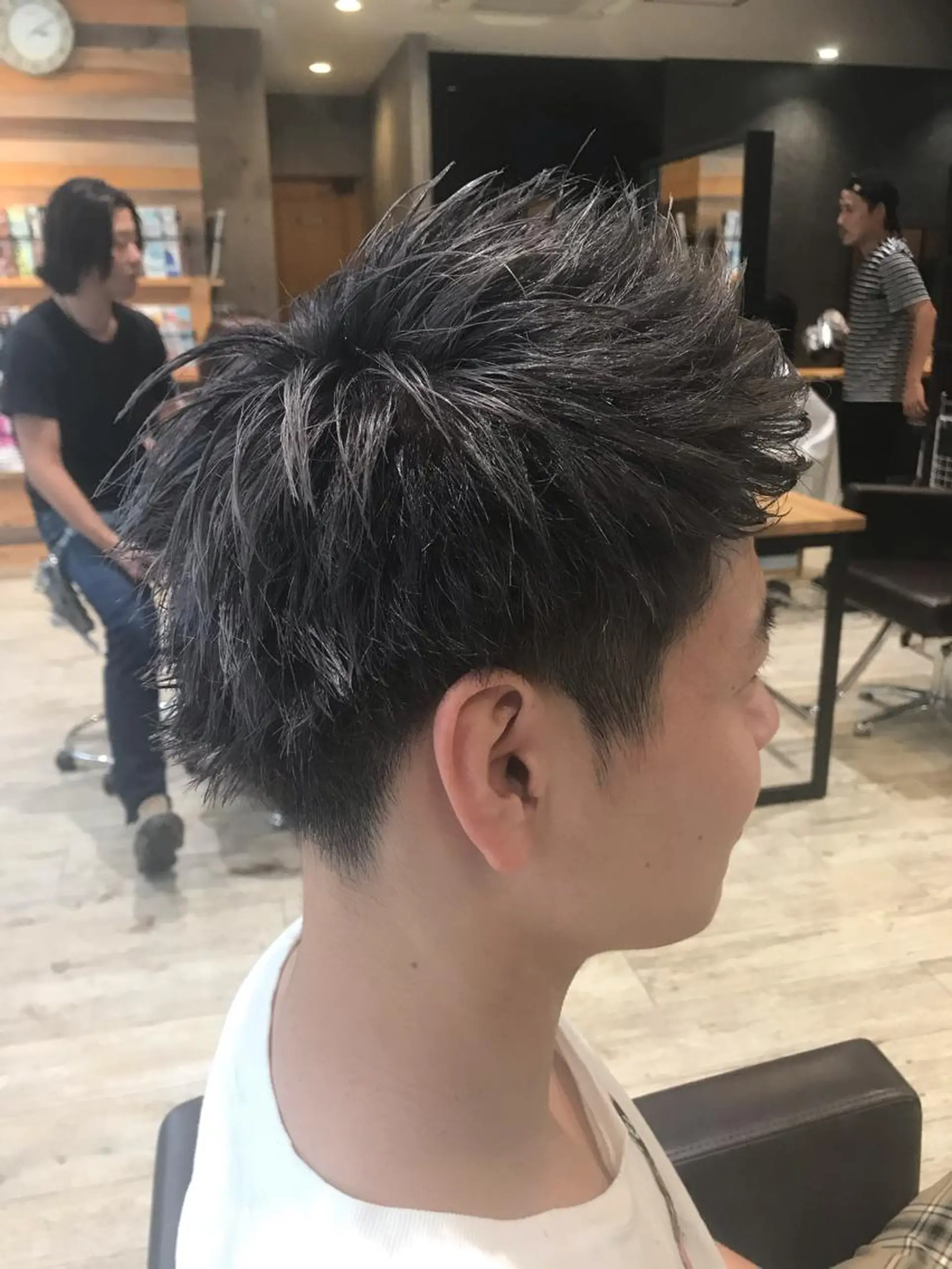 ショート カラー パーマ ヘアアレンジ メンズ キッズ ネイル マツエク・マツパ メンズブリーチ ブリーチ カット ヘアカラー トリートメント EnBlesS西宮 マンツーマン神道有基のヘアスタイル