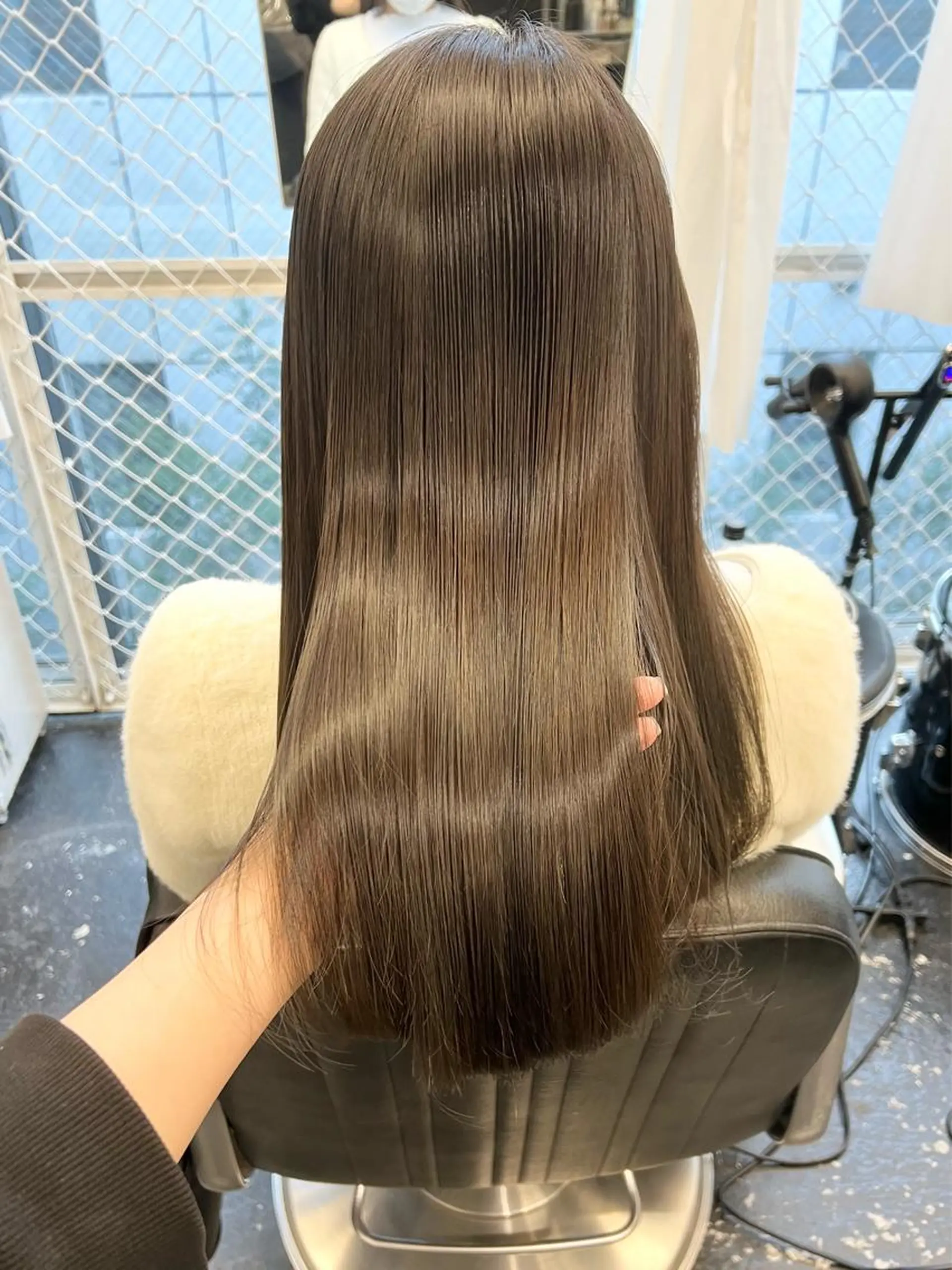 ミディアム カラー ヘアアレンジ カット ヘアカラー トリートメント HARU//原宿🤍 リピート率NO.1のヘアスタイル