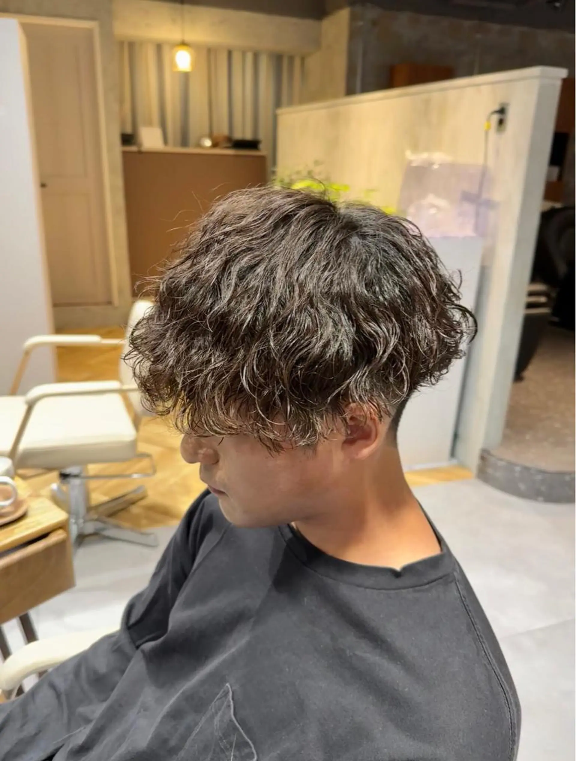 ショート メンズ メンズパーマ 波巻きパーマ 似合わせスタイル 山本風太のヘアスタイル