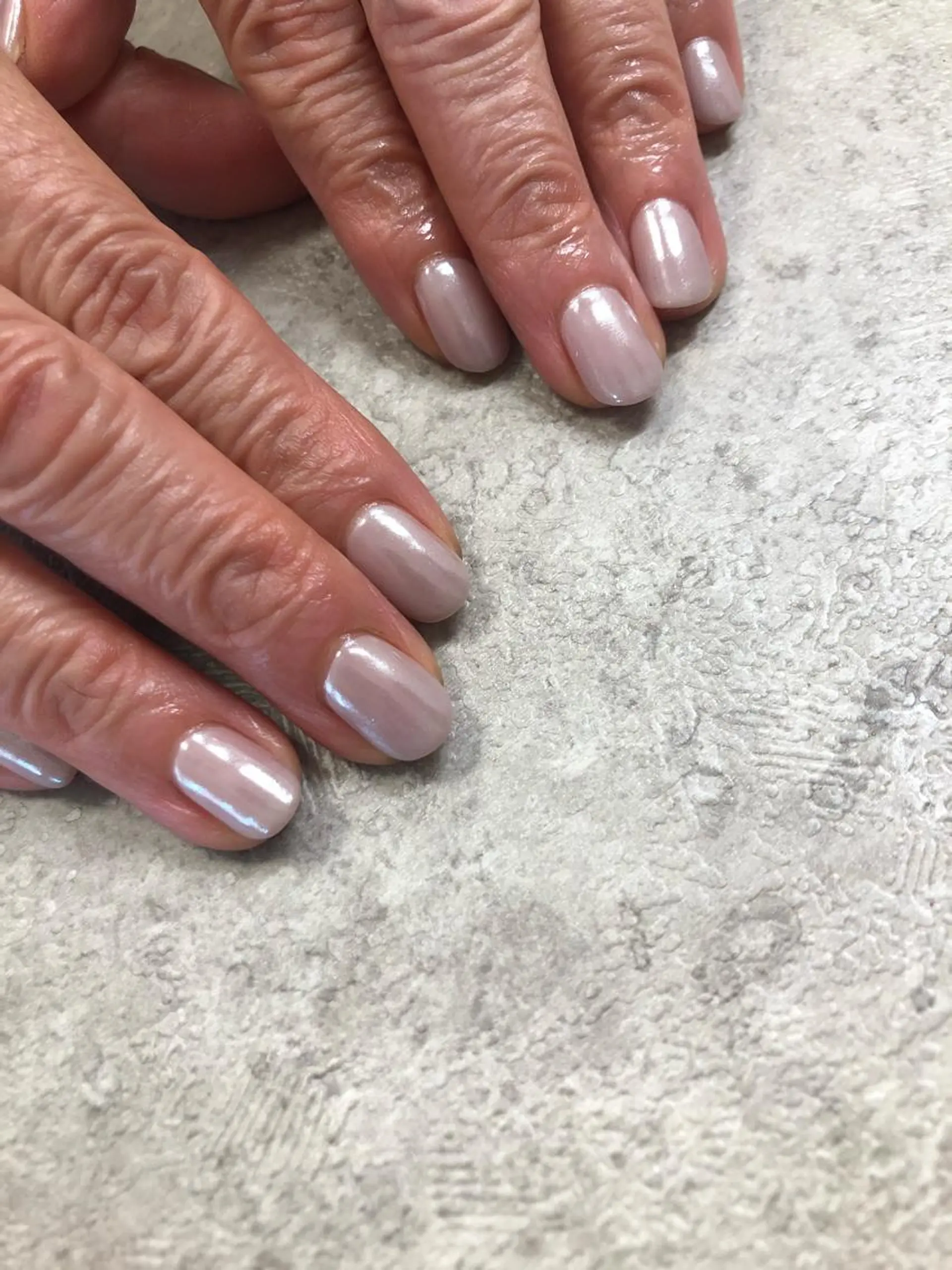 ネイル ミラーネイル ハンドネイル 【LINON】 airiのネイルデザイン