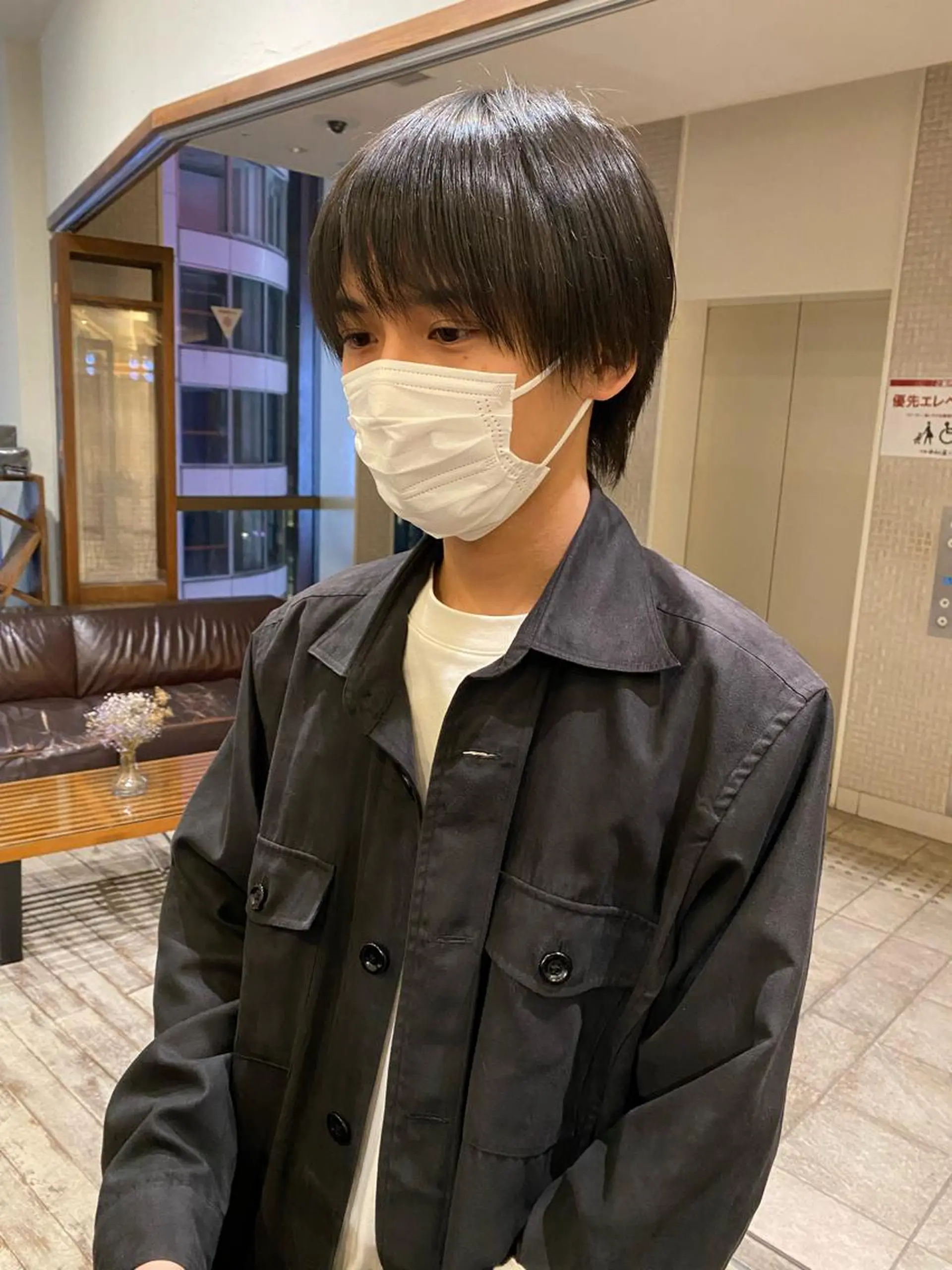 ショート カラー グレージュ 栗原 瑞稀のヘアスタイル