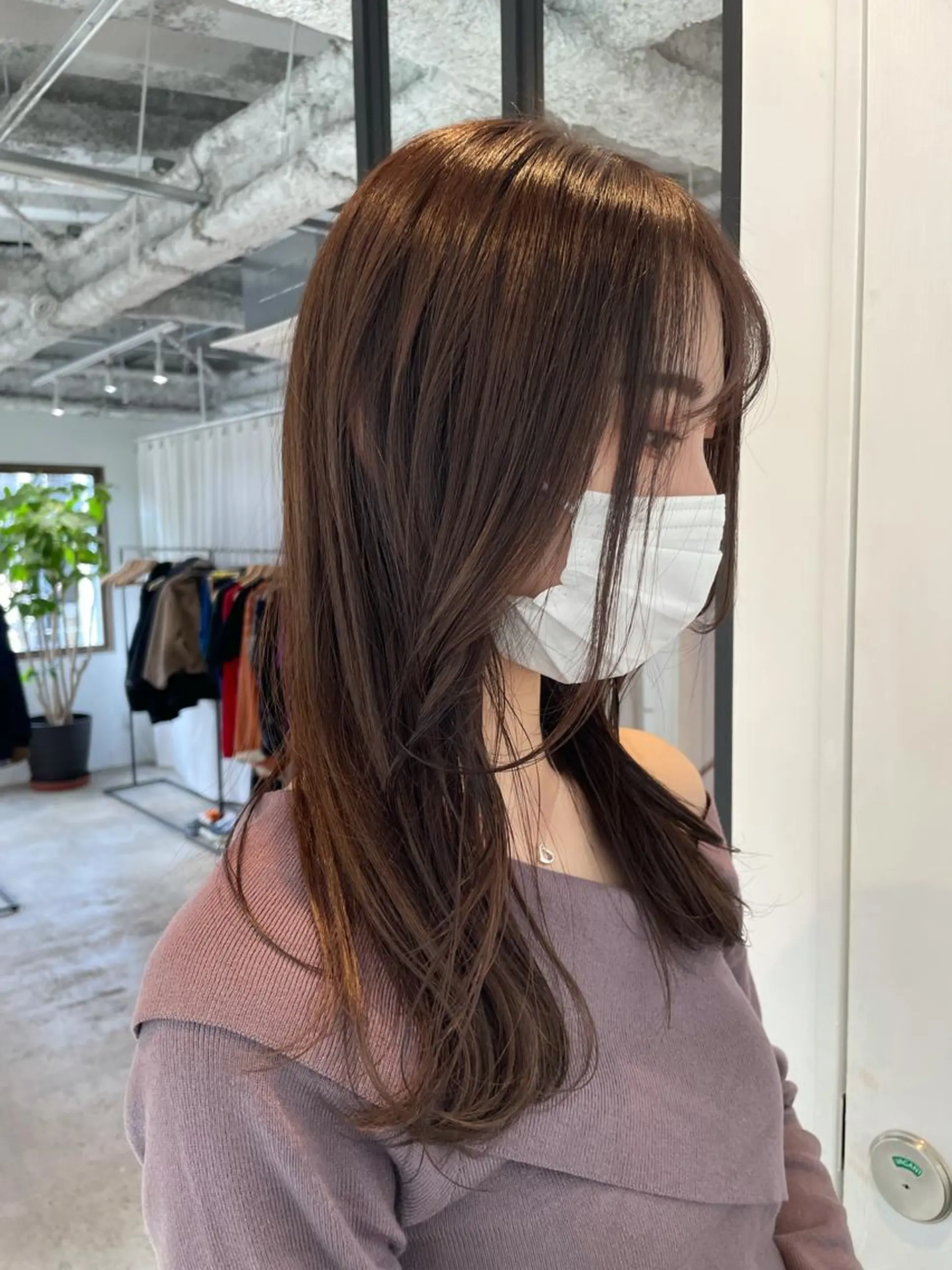 セミロング カラー ヘアアレンジ REONA🪽✨薬院 レイヤーカット🫧のヘアスタイル