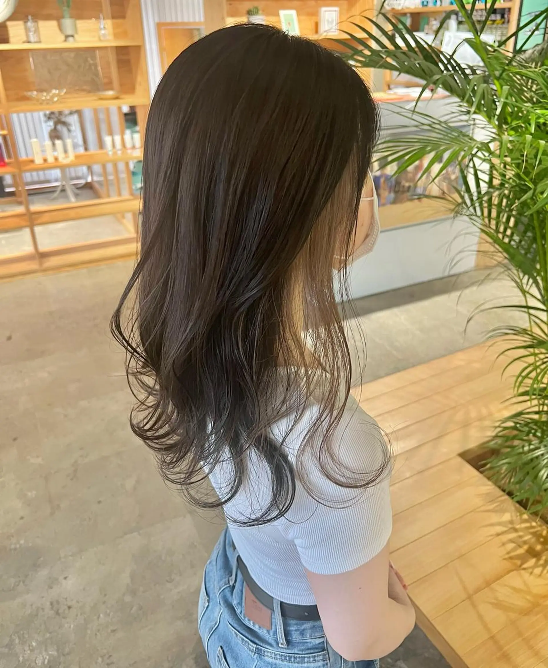 セミロング ON_fleek所属・藤本 祥実のヘアスタイル