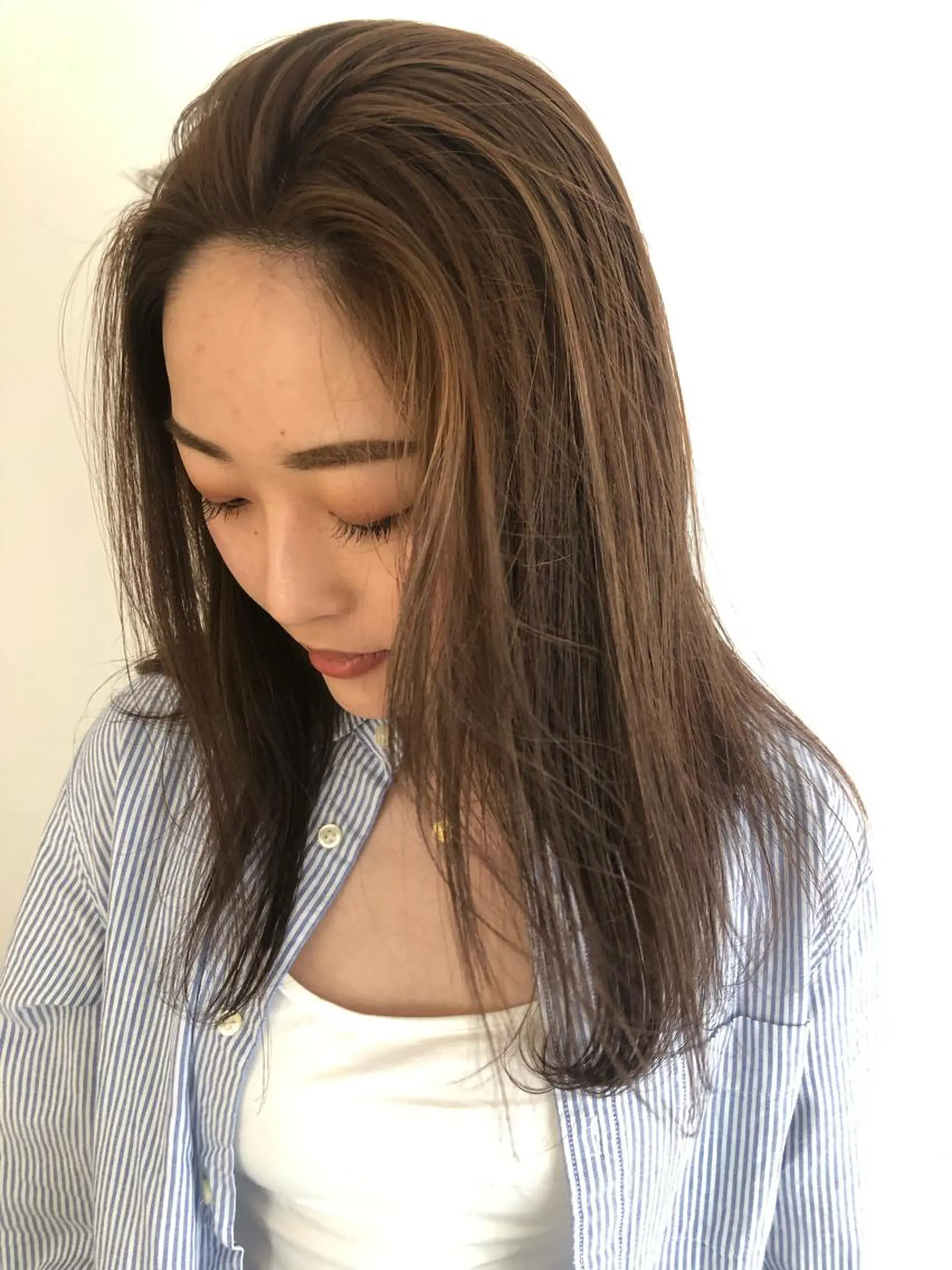 カラー ブリーチカラー🎀 韓国風/寺門美優のヘアスタイル