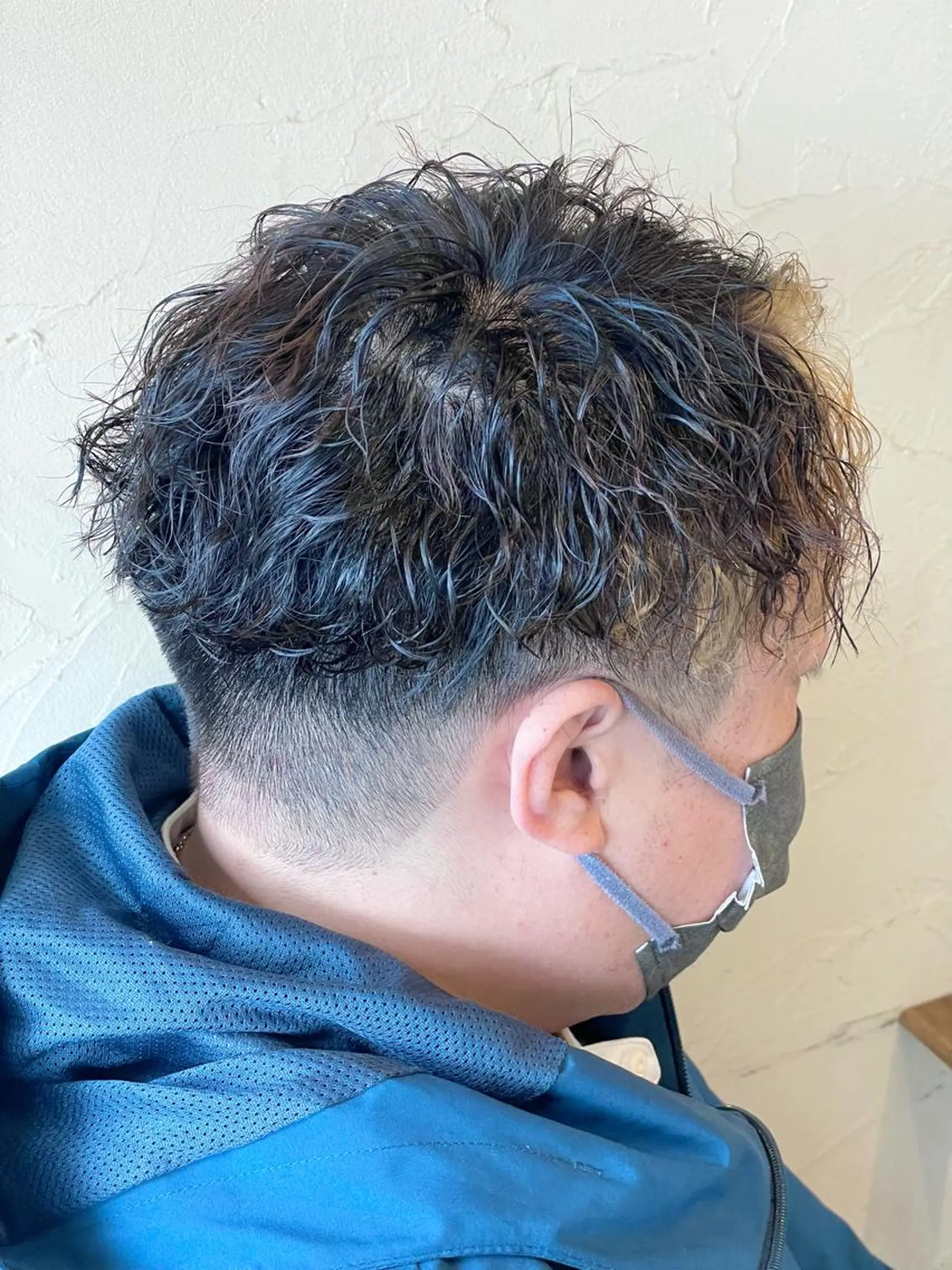 ショート カラー パーマ メンズ メンズパーマ メンズショート ツイストスパイラルパーマ ショートヘア スパイラルパーマ カット パーマ メンズ特化/パーマ指 名No.1/百瀬太郎のヘアスタイル