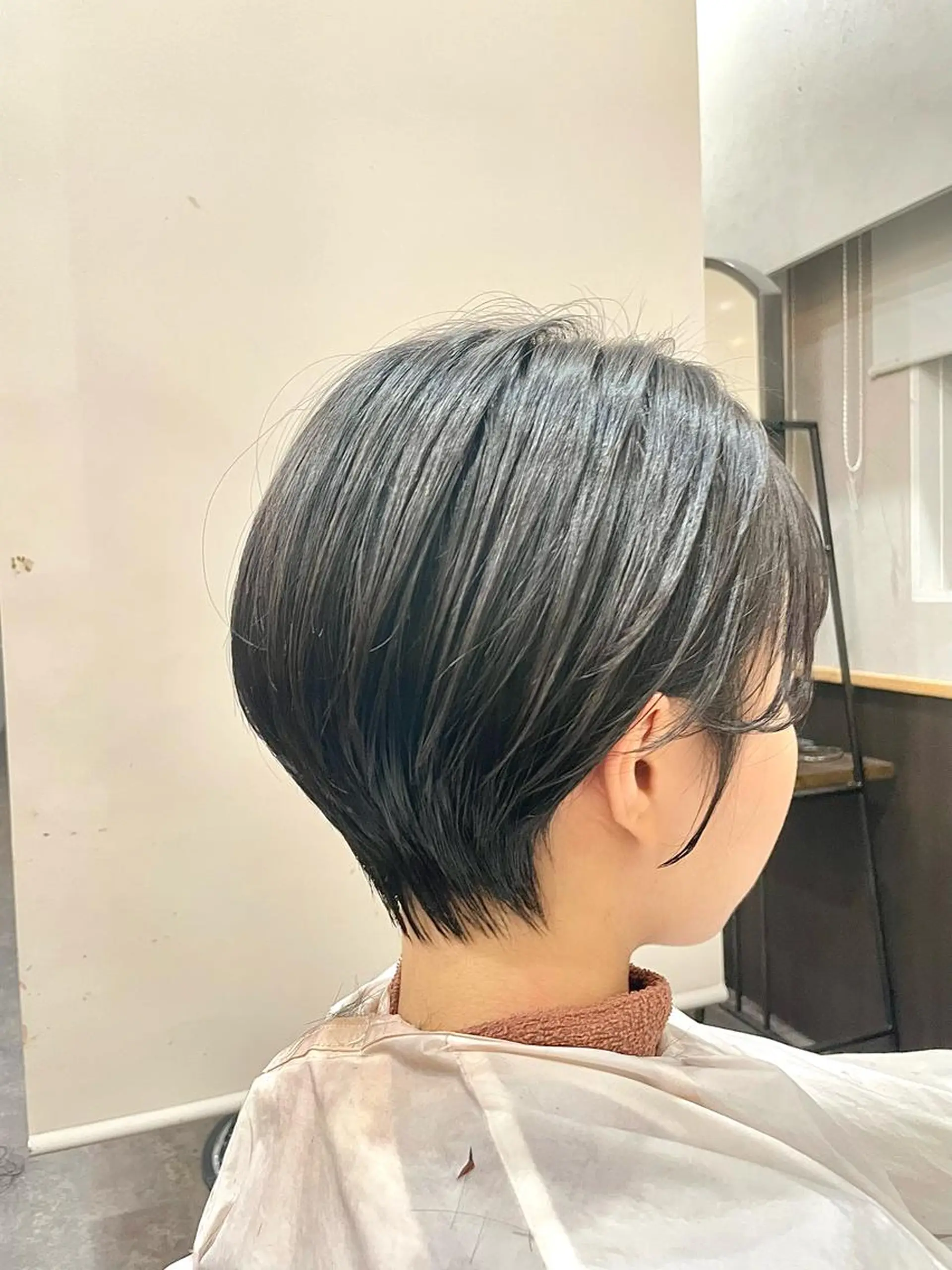 ショート ショートヘア 🫧透明感ケアカラー 守利🫧のヘアスタイル