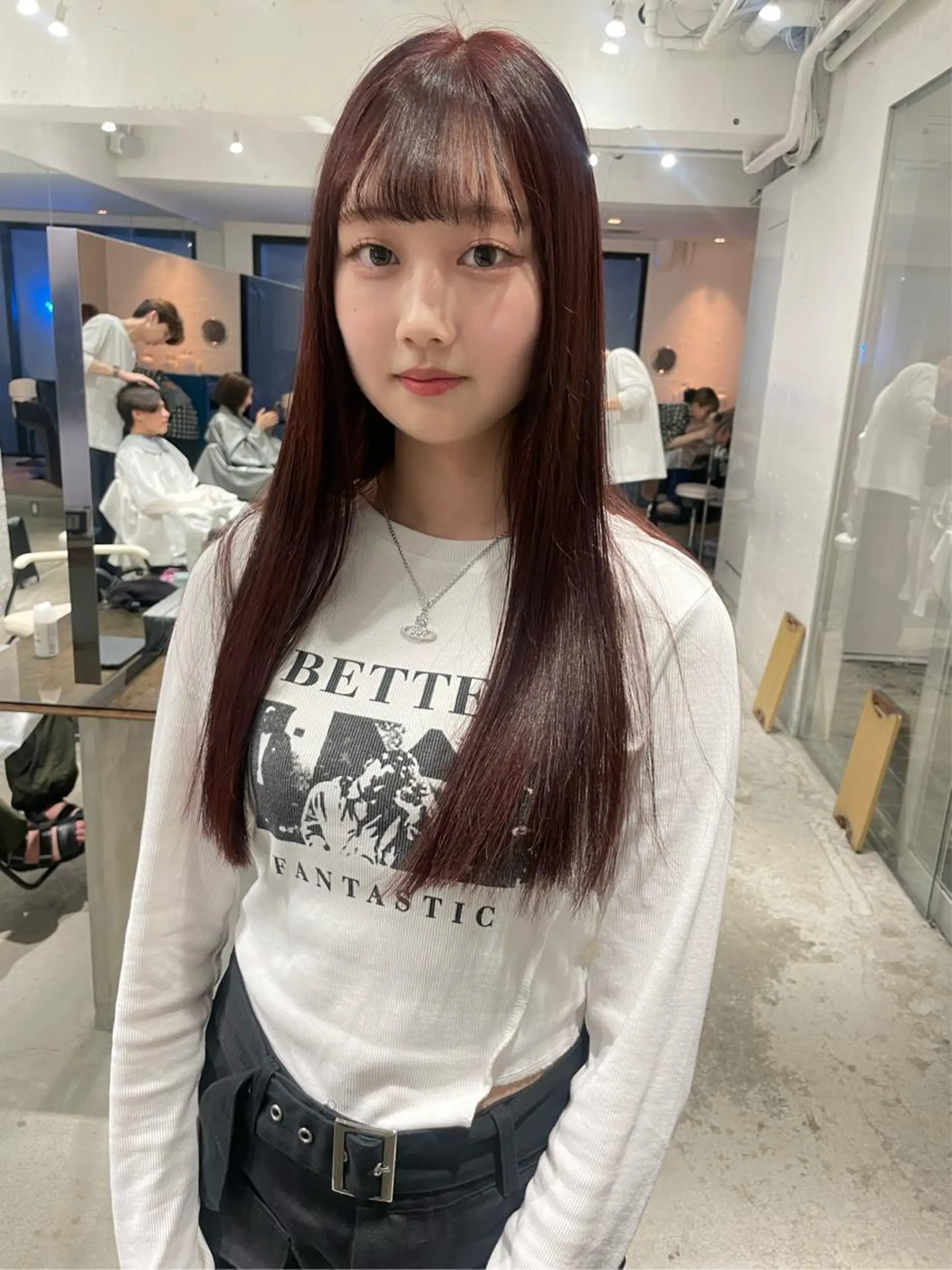 ロング カラー バレイヤージュ ブリーチ ケアブリーチ デザインカラー ダブルカラー ヘアカラー トリートメント スパイラルパーマ 🌐hina⭐️のヘアスタイル