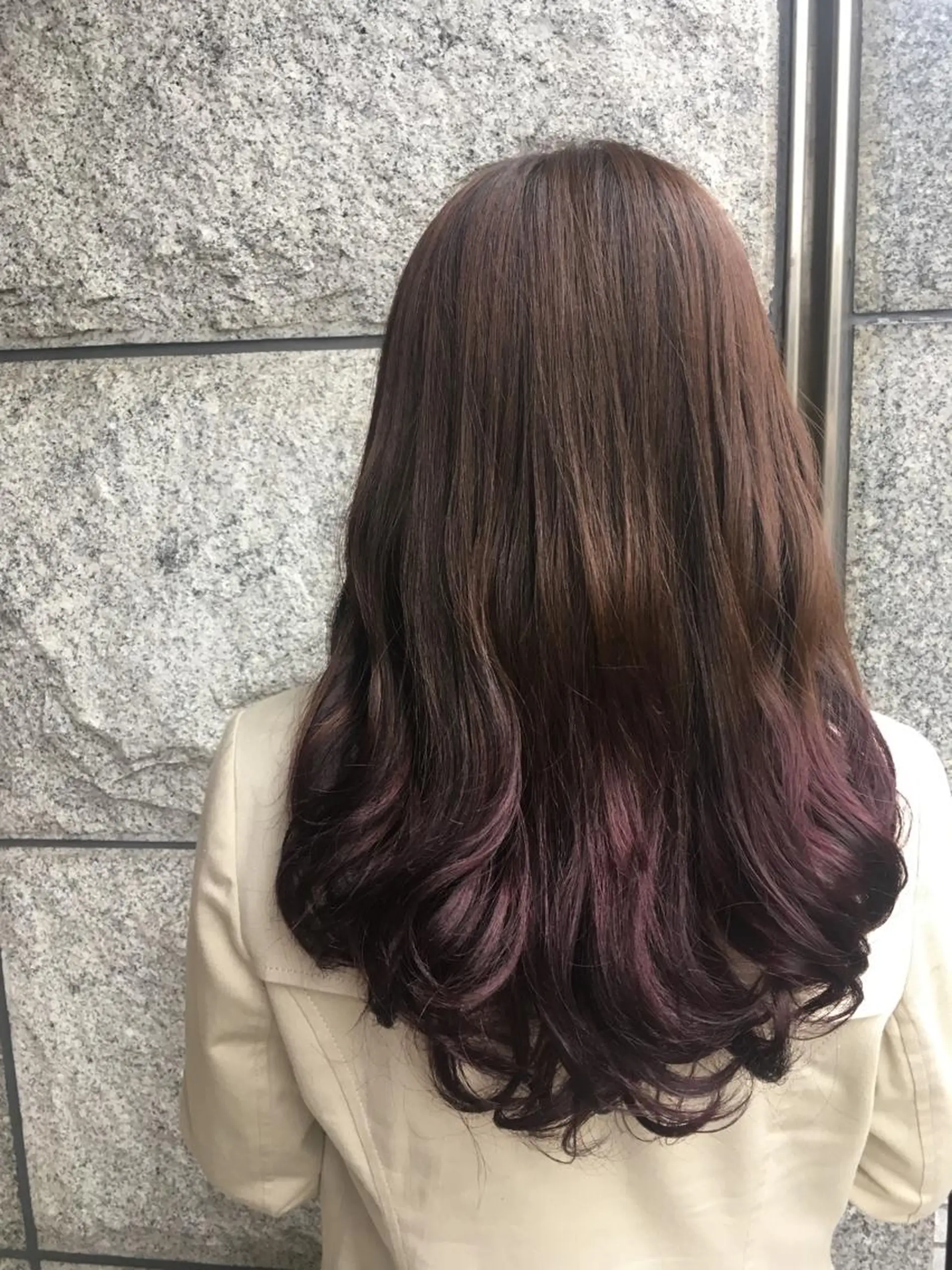 ロング カラー グラデーションカラー sato manamiのヘアスタイル