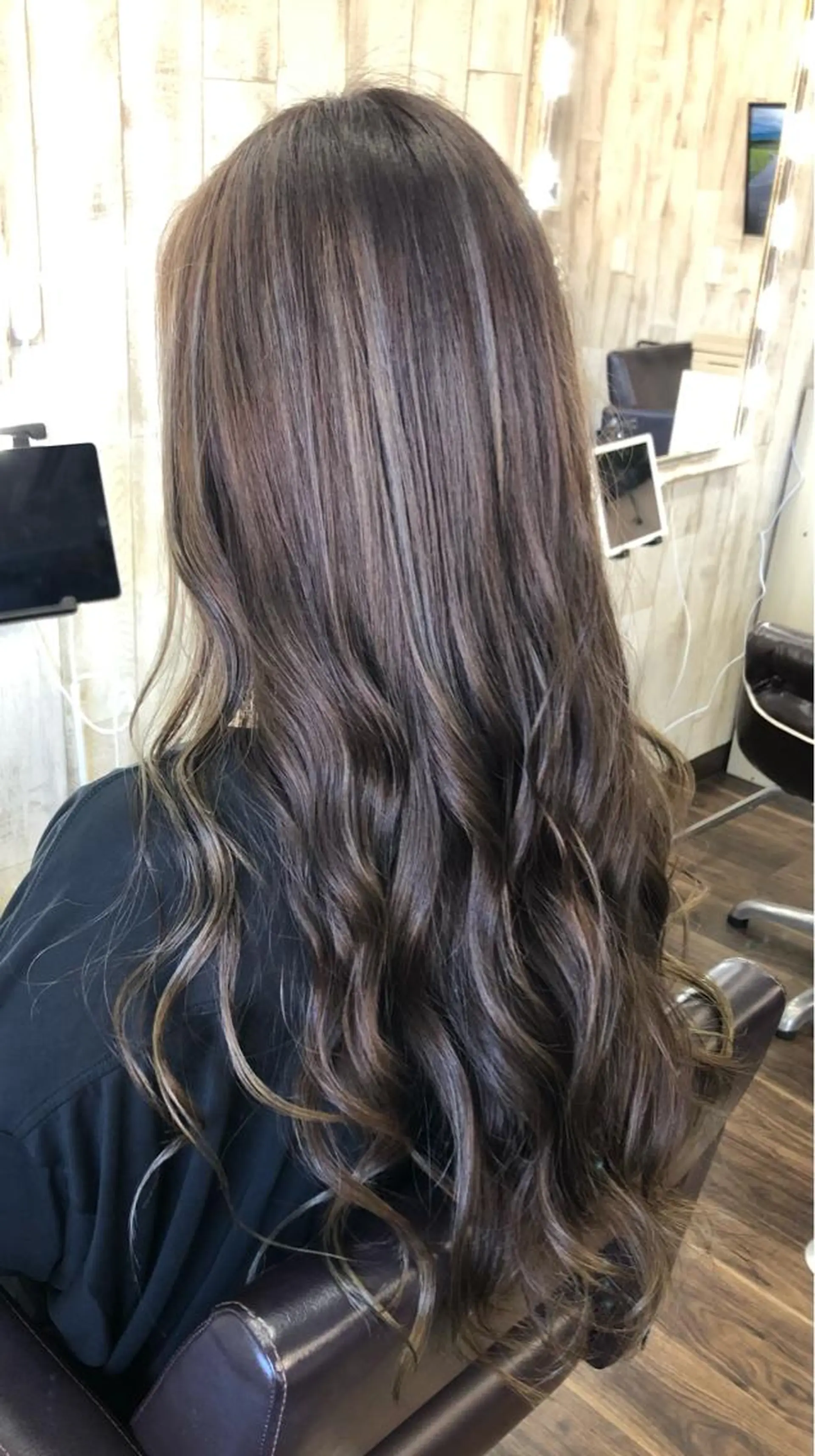 ロング カラー パーマ カット ヘアカラー モリナガ ヒトミのヘアスタイル