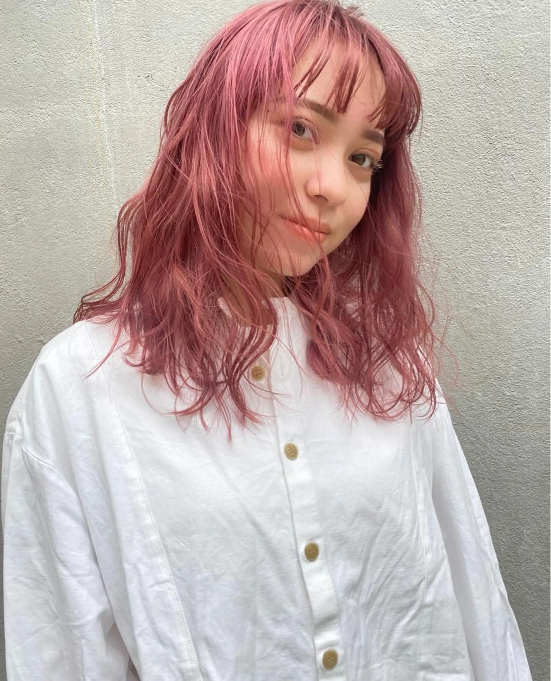 ミディアム カラー 似合わせベージュ 🍯ayumi🍯のヘアスタイル