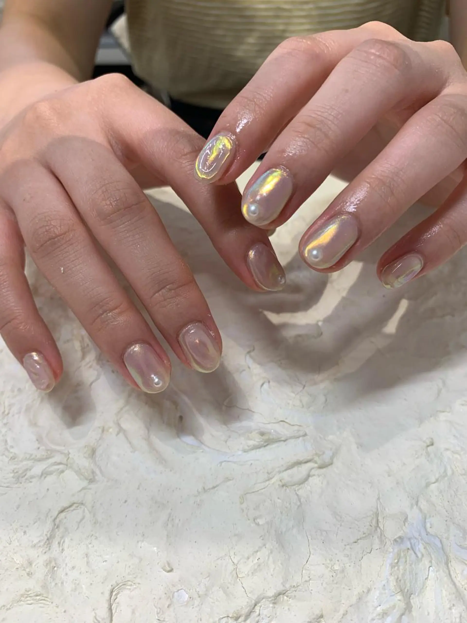 ネイル オーロラネイル ピンク マキノ ユイのネイルデザイン