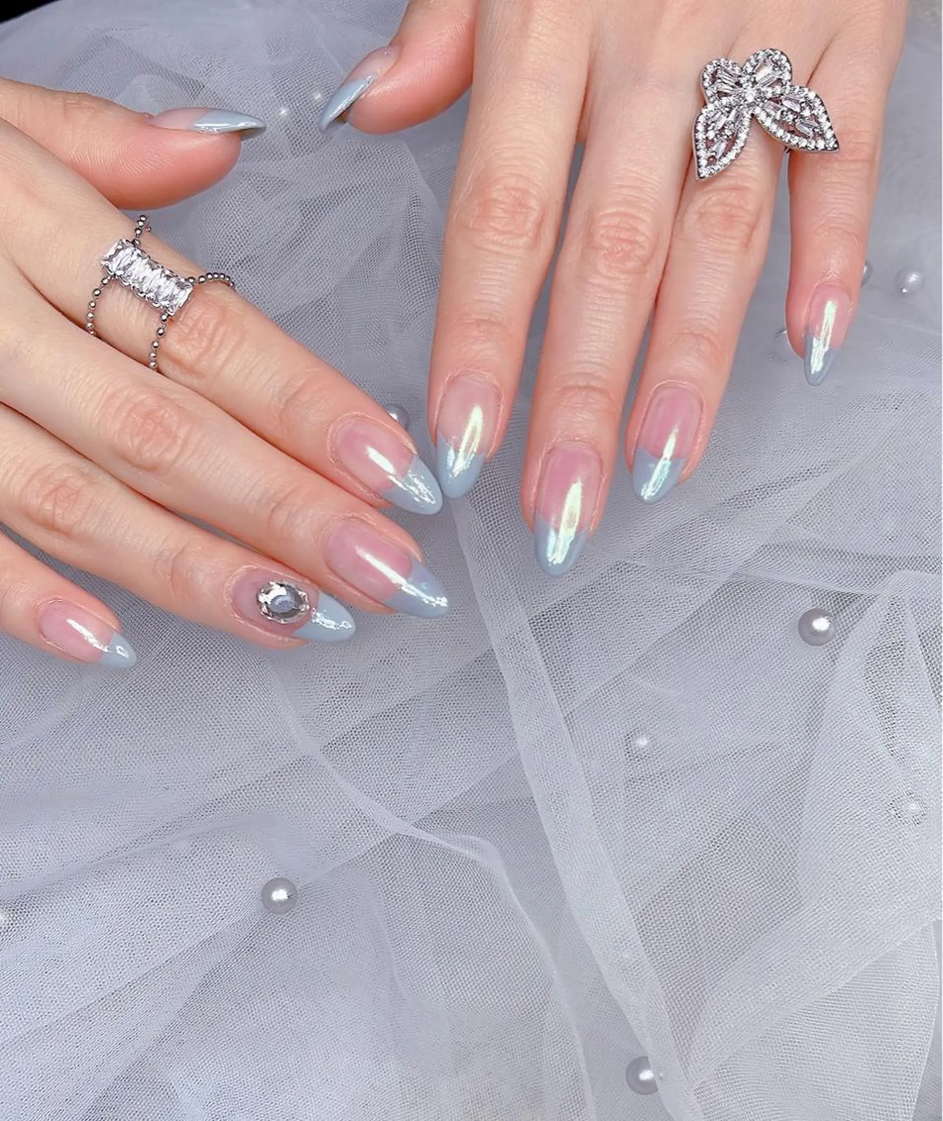 ミディアム めぐみのネイルサロン スタッフ練習のネイルデザイン