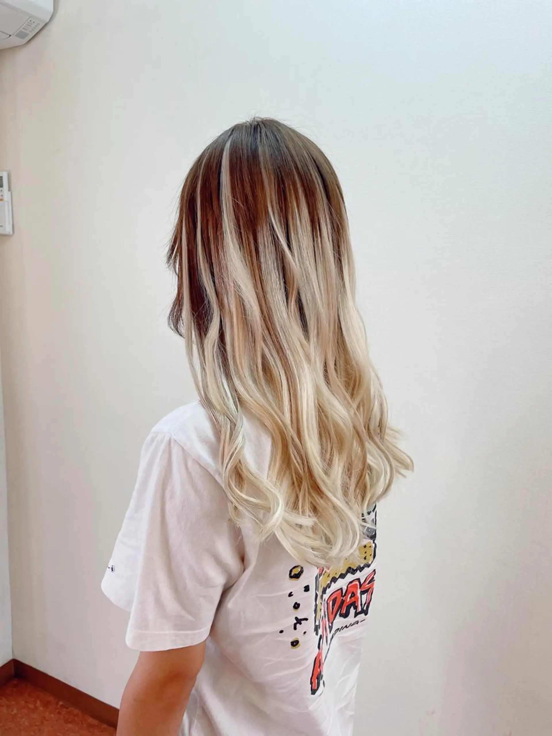 ロング シールエクステ エクステ ハイライト エクステ IN∞hair/ インヘアー/下伊福店のヘアスタイル