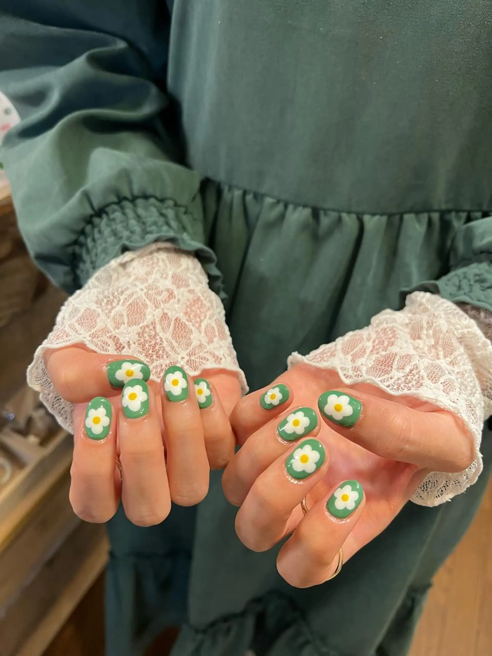 ネイル ハンドネイル フットネイル ハンドケア Miyagi Asamiのネイルデザイン