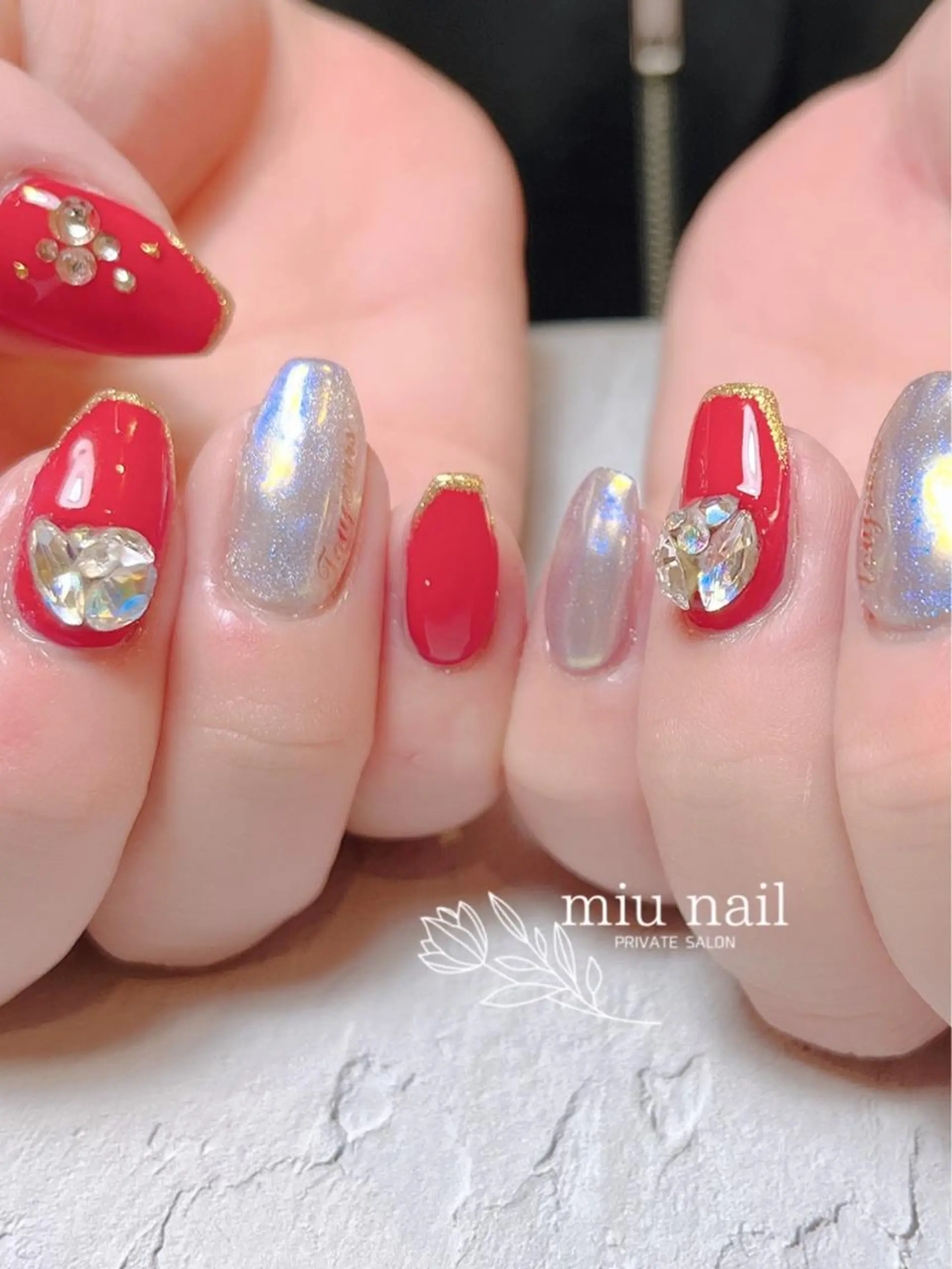 ネイル 杉本 孝美のネイルデザイン