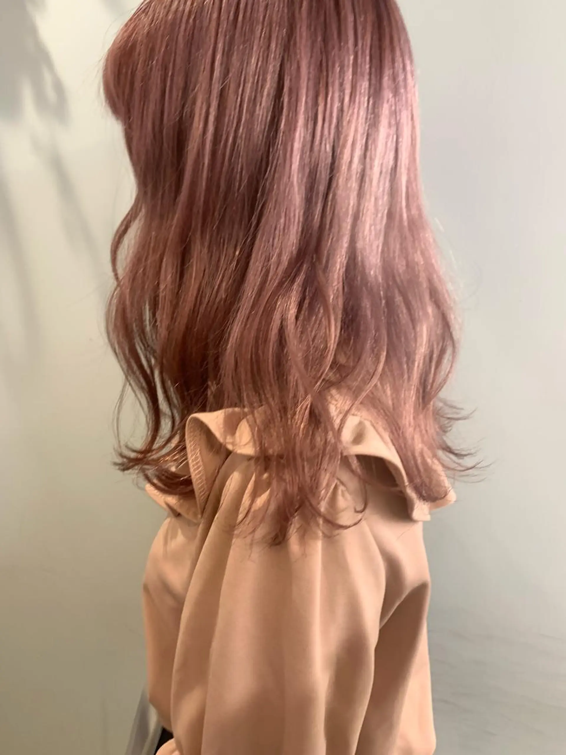 ミディアム カラー leben serikaのヘアスタイル