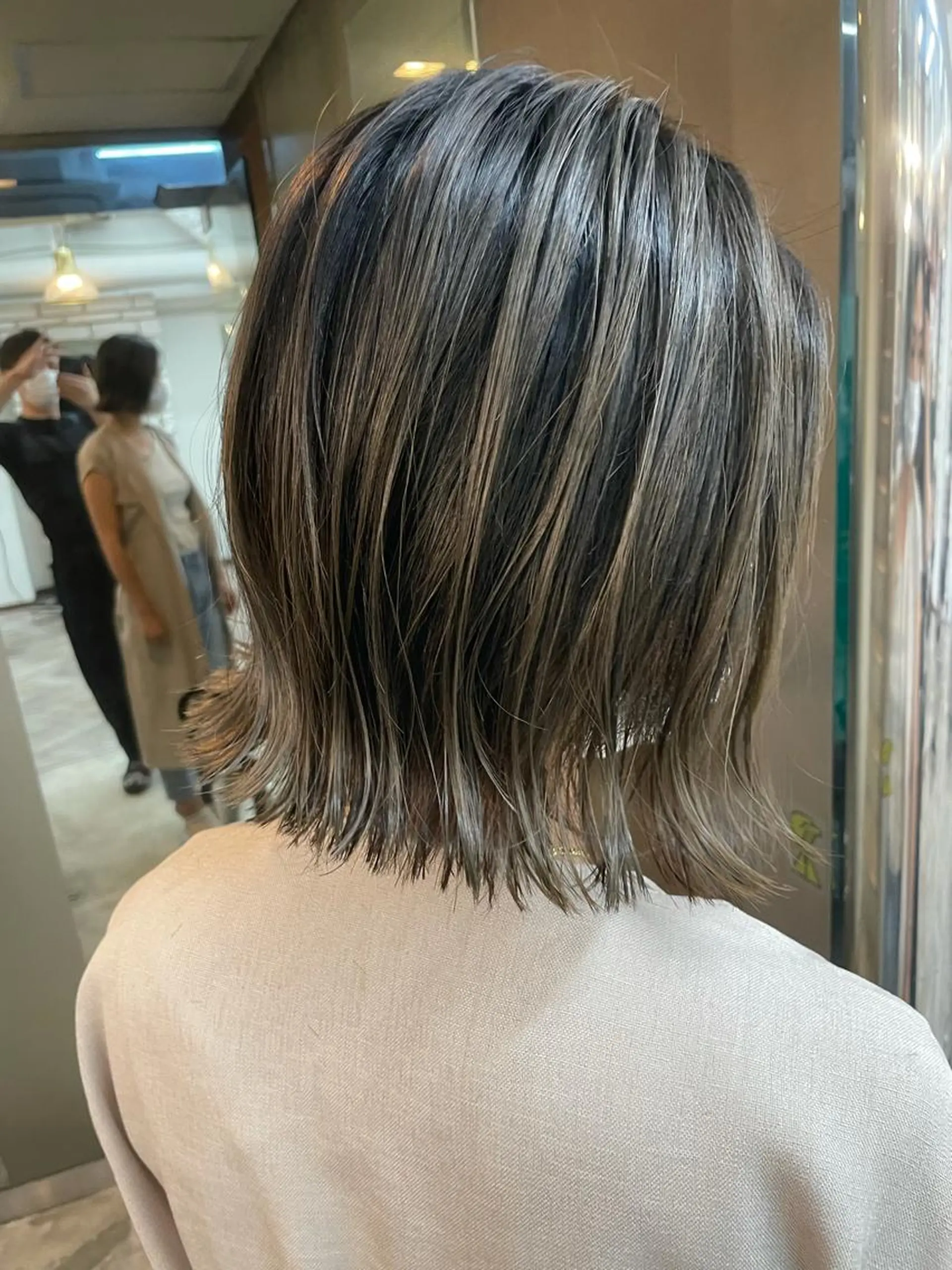 セミロング ヘアカラー 髪質改善×縮毛矯正 ×艶カラーNAOのヘアスタイル