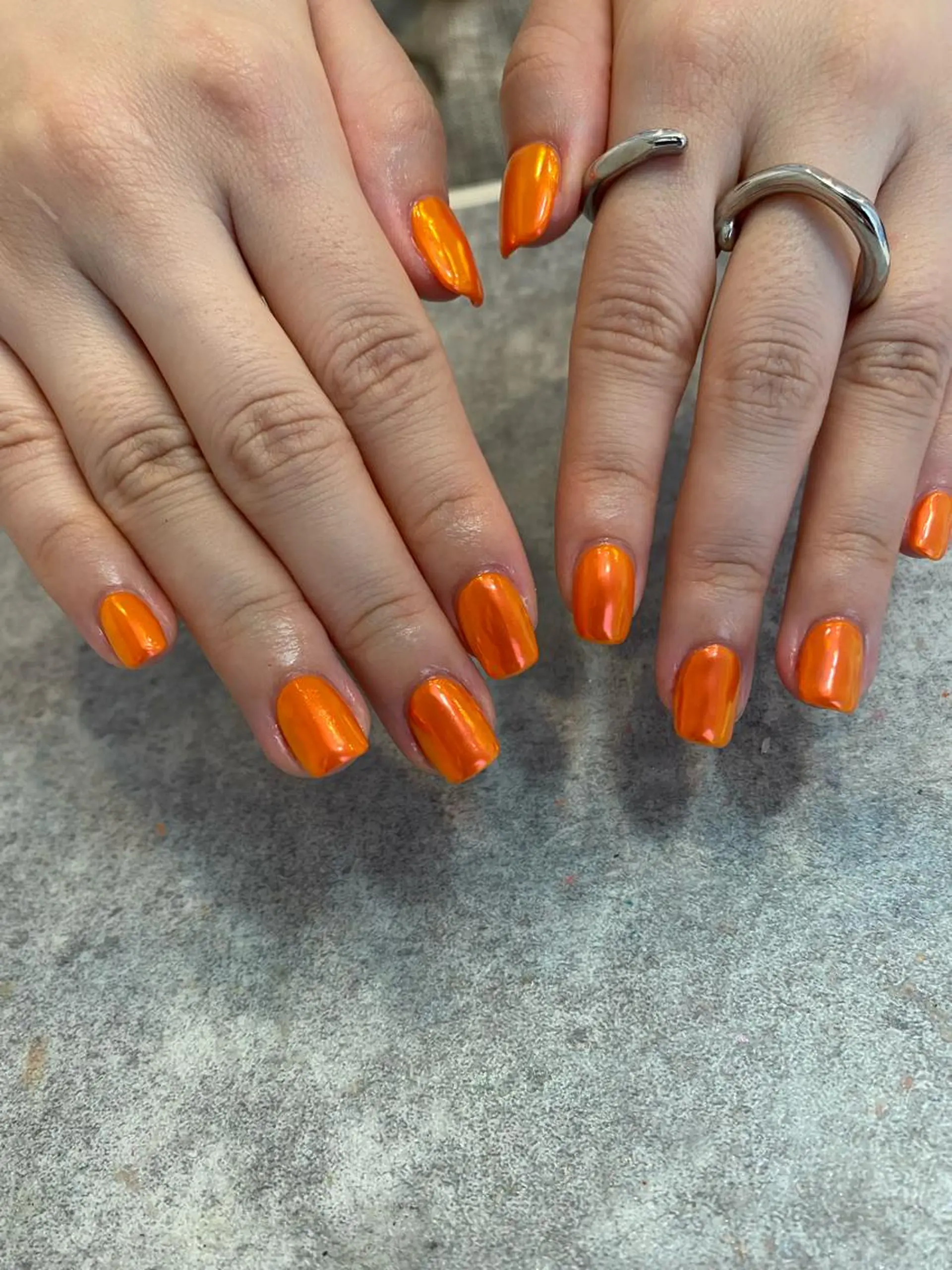 ネイル ミラーネイル ハンドネイル 【LINON】 airiのネイルデザイン