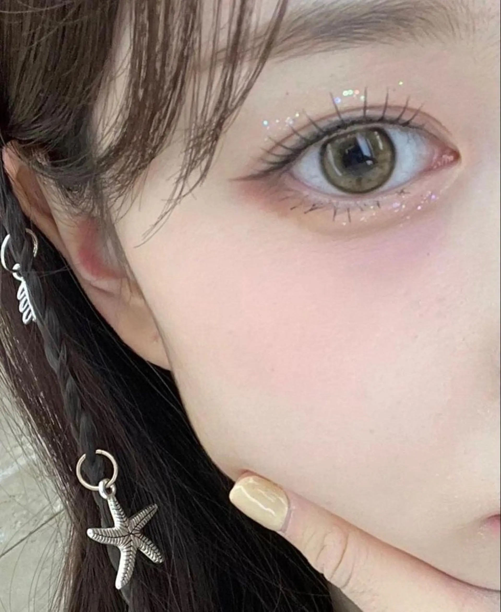 マツエク・マツパ フラットラッシュ 韓国風マツエク パリジェンヌラッシュリフト まつげパーマ 下まつげエクステ niu⟢ Maiの眉毛・アイブロウイメージ