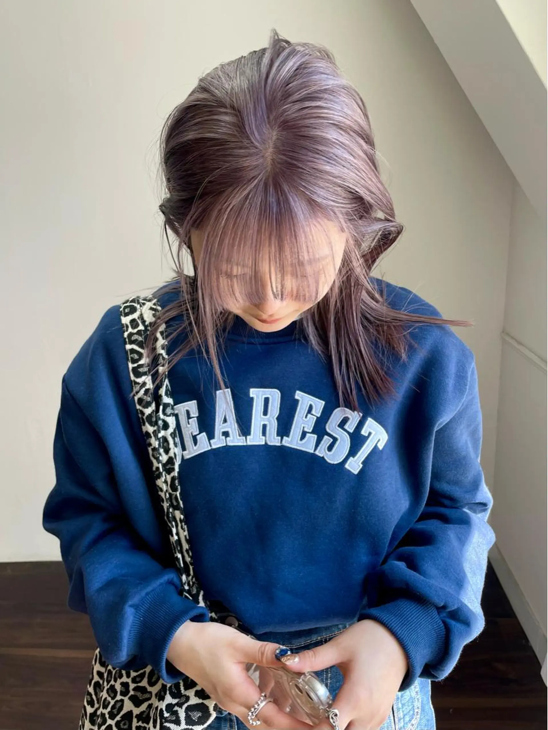 ミディアム オカモト ミユウのヘアスタイル