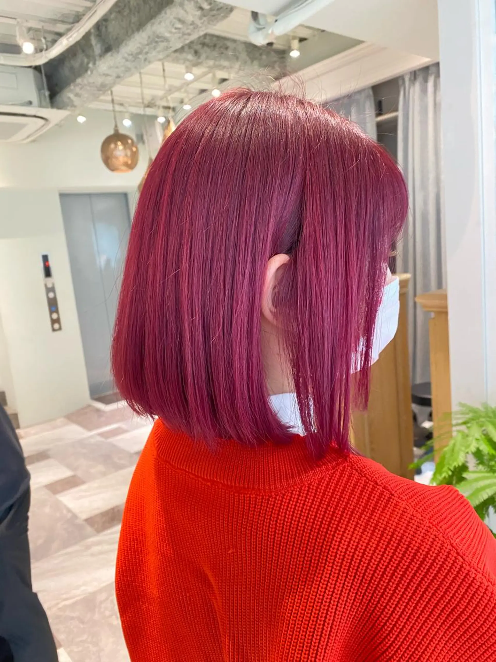 カラー ブリーチ ケアブリーチ ダブルカラー イヤリングカラー ハイライトカラー 渡辺 麻衣のヘアスタイル