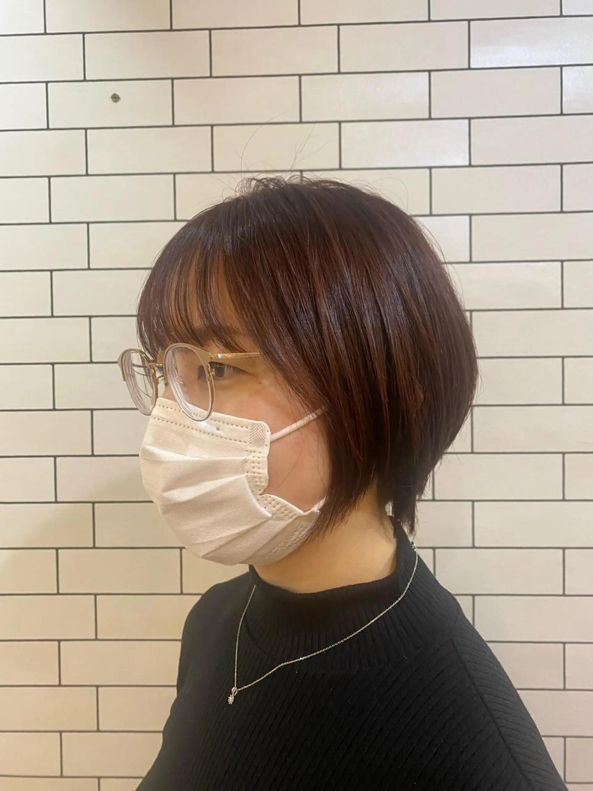 ショート カラー ピンクカラー ローズカラー ショートヘア カット ヘアカラー トリートメント TAI透明カラー 柔らかい縮毛矯正のヘアスタイル