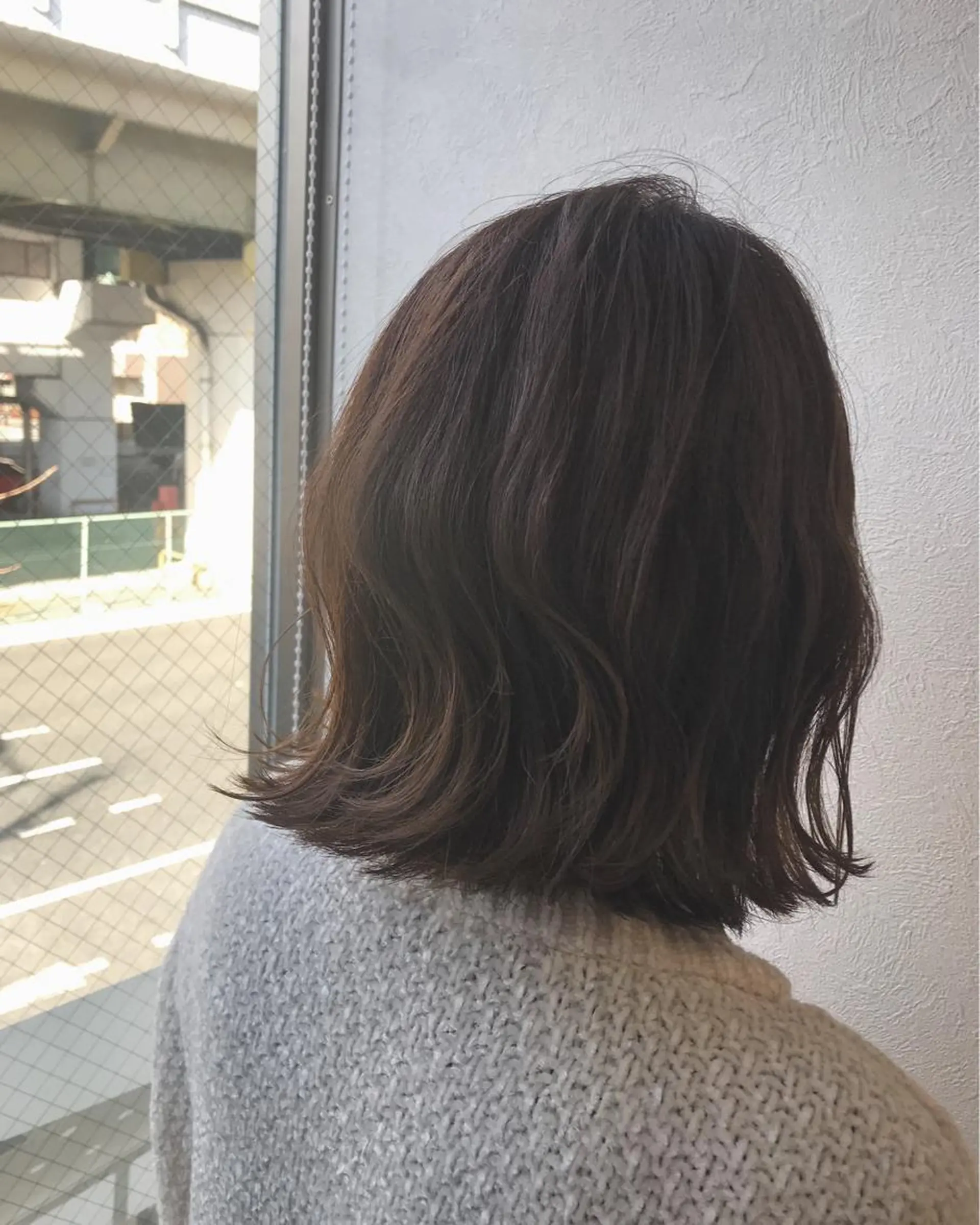 ミディアム カラー ボブ 外ハネヘア 柴田 祐輔のヘアスタイル