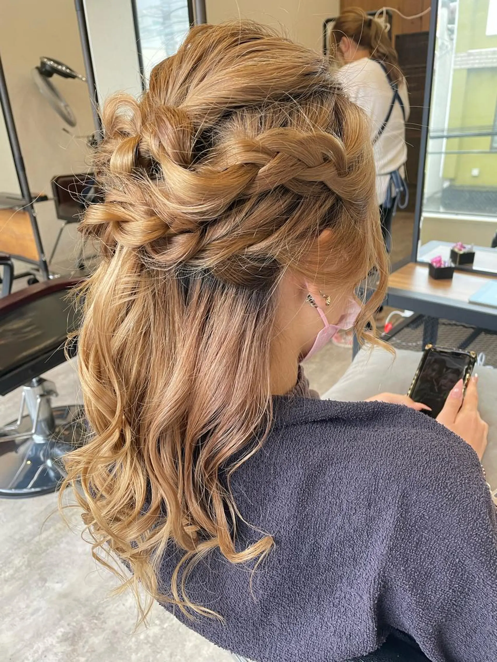 ヘアアレンジ 前田リサコ🌹 ✨艶髪職人のヘアスタイル