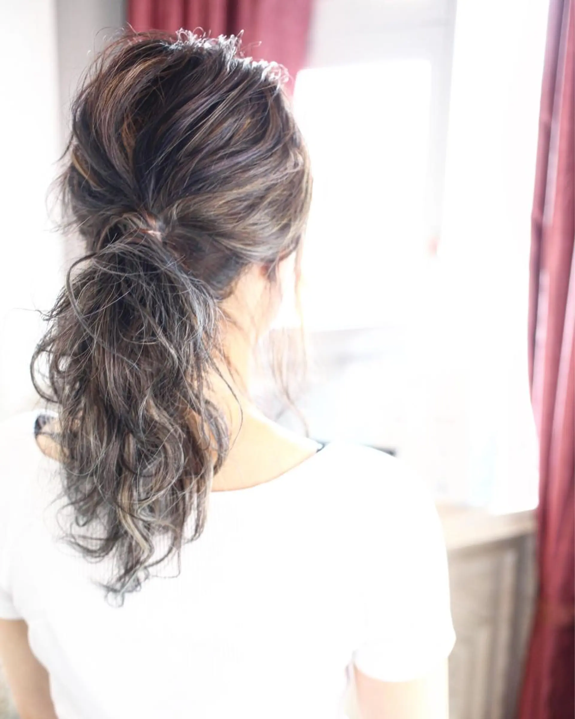 セミロング カラー ヘアアレンジ アッシュ グラデーションカラー ハイライトカラー ハイライト Mariana/ 鶴原-ハイライトのヘアスタイル