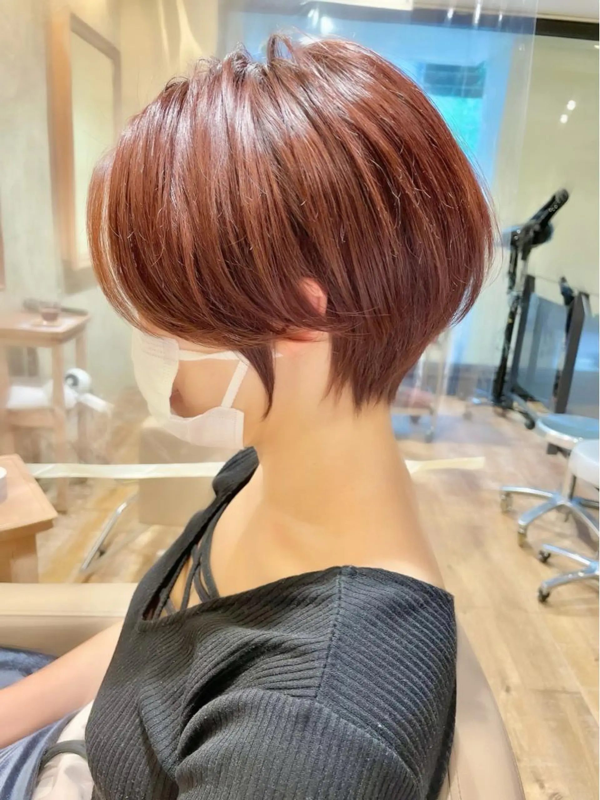 ショート カラー ショート ボブ 梅田 木戸健人のヘアスタイル