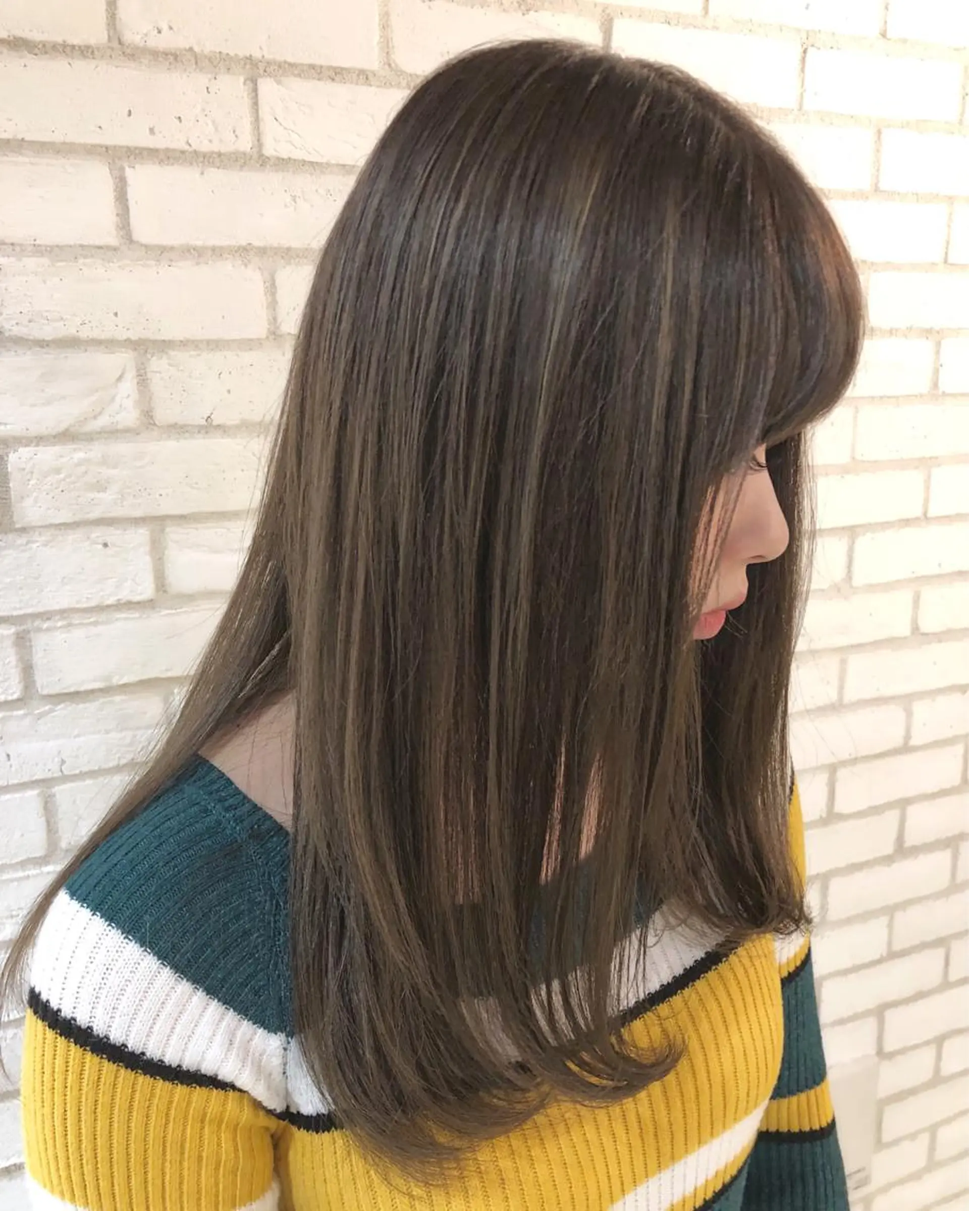 カラー 透明感カラー フォギーグレージュ グレージュ takumi Hのヘアスタイル