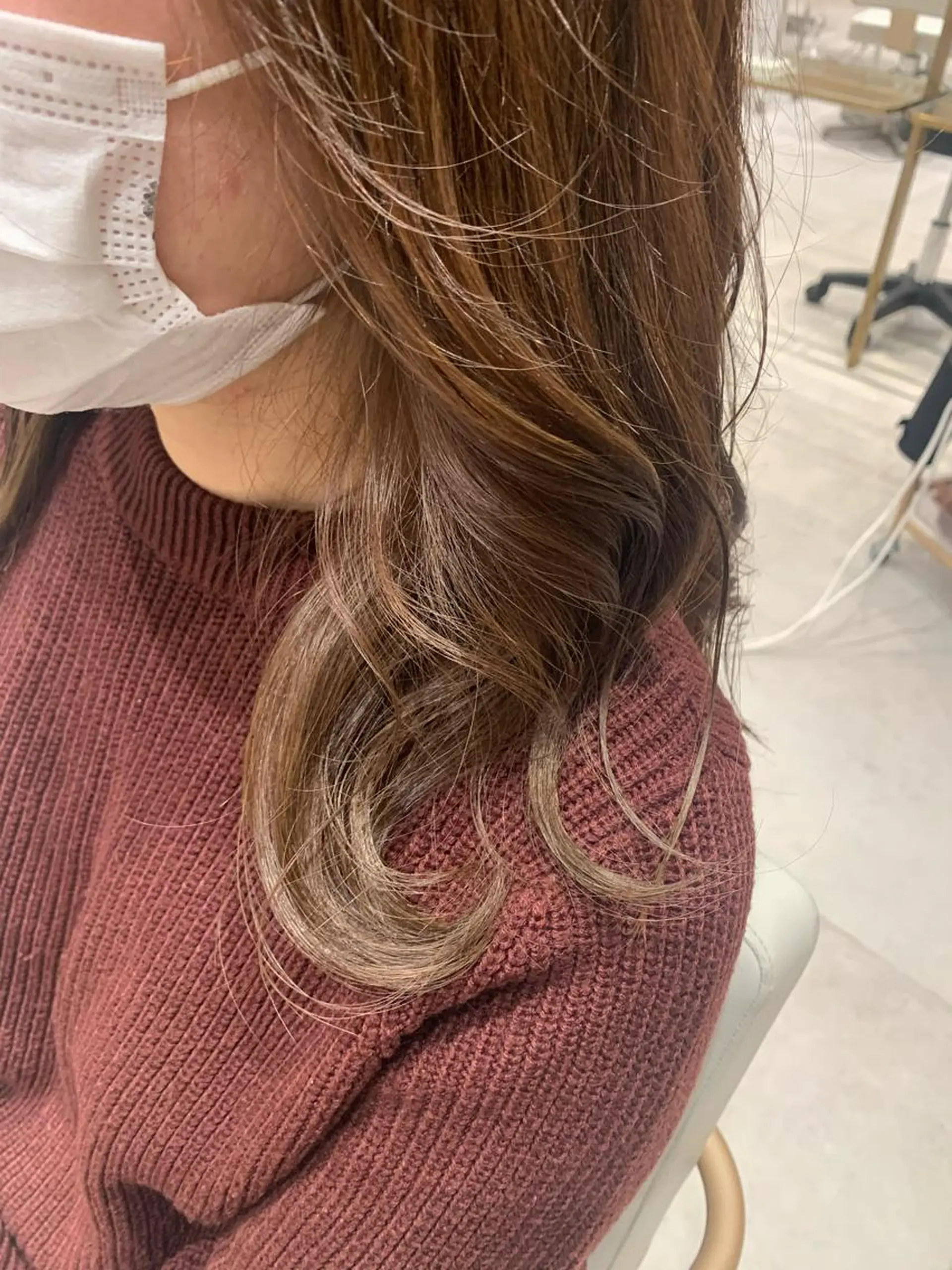 ロング Toiro所属・🤎小顔レイヤー /ベージュ🤎友香のヘアスタイル