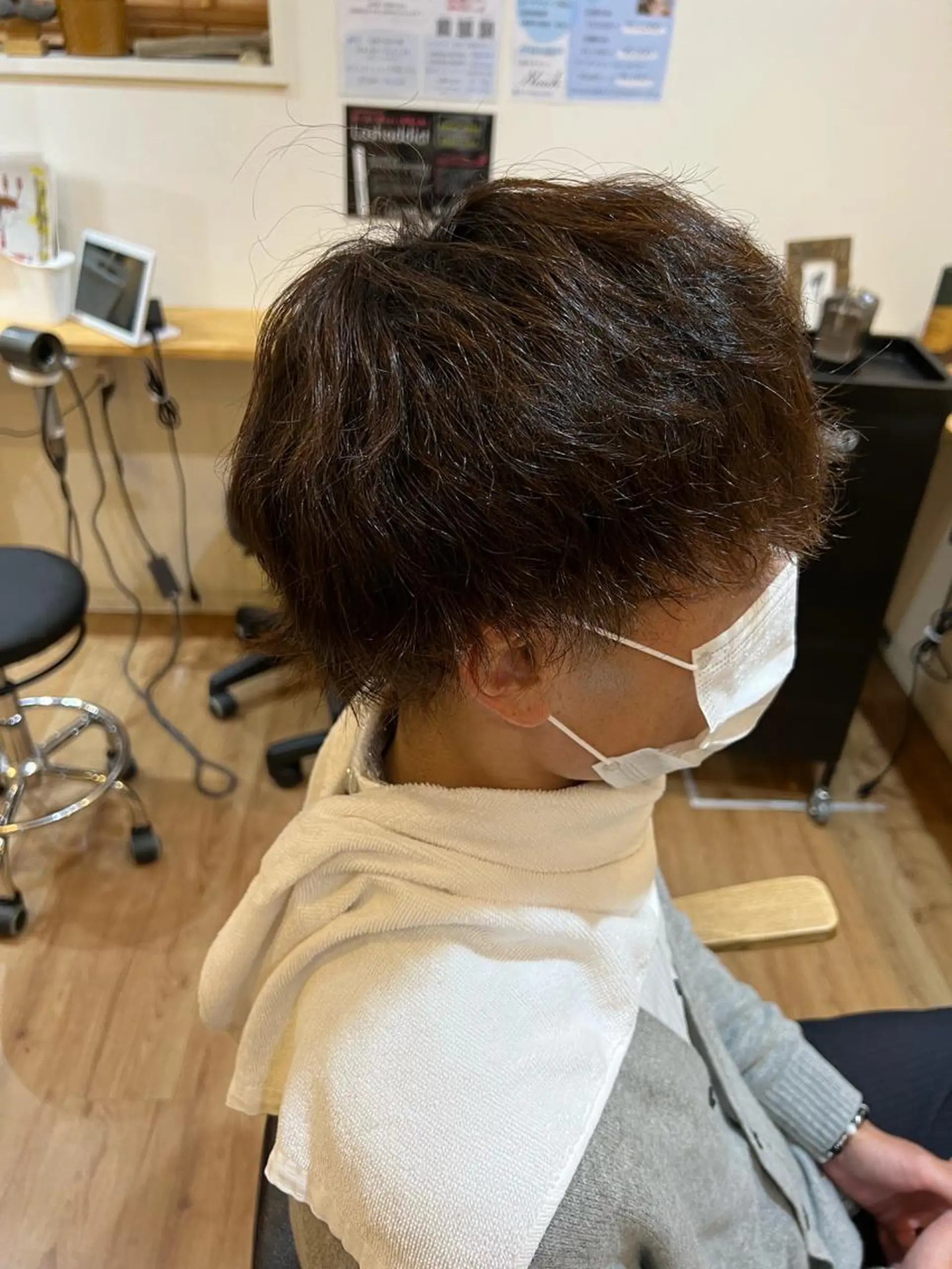 パーマ メンズ ハイトーンカラー 坂本 翼のヘアスタイル