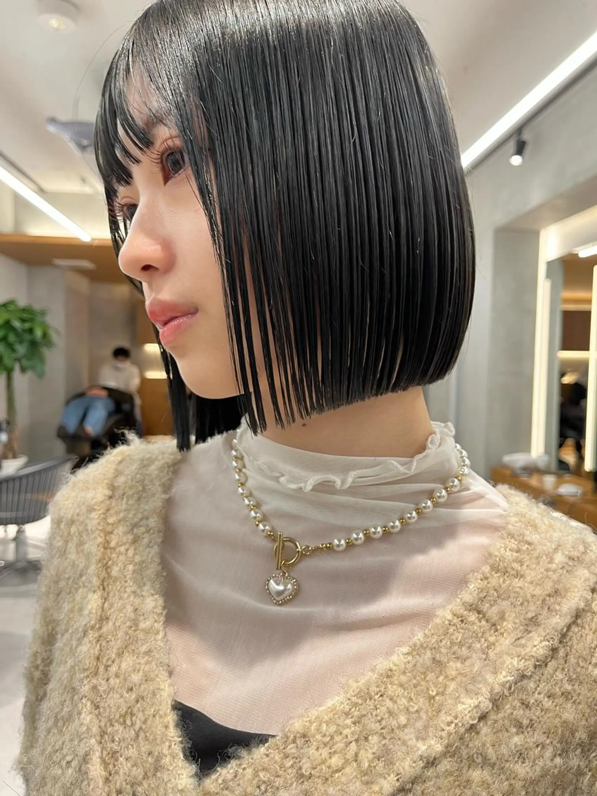 ショート カラー カット ヘアカラー トリートメント センターパート/ 暖色カラーayuのヘアスタイル