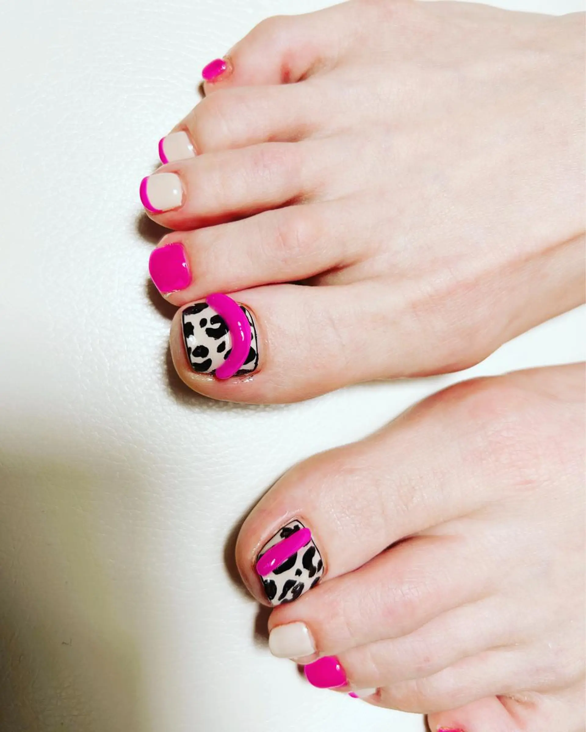 ネイル 大崎 奈々のネイルデザイン