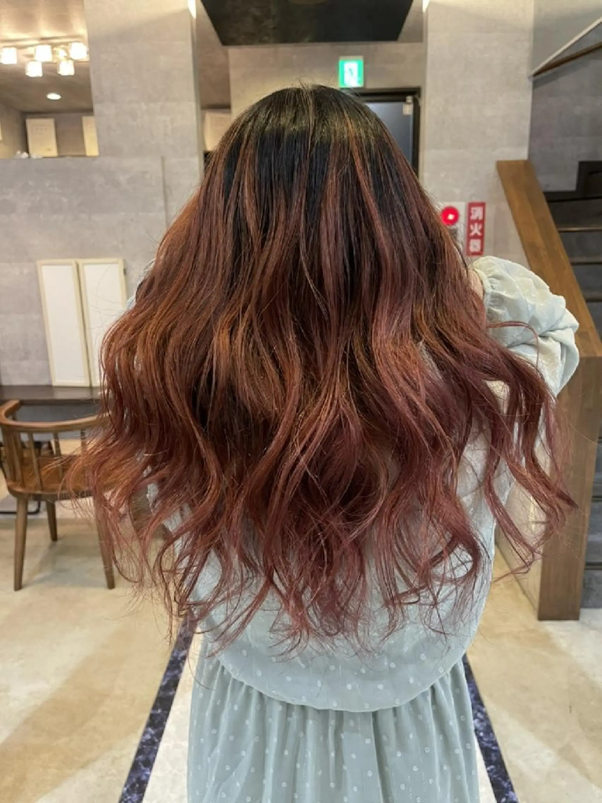 ロング レイヤーカット ヘアカラー 浅野  勇貴のヘアスタイル