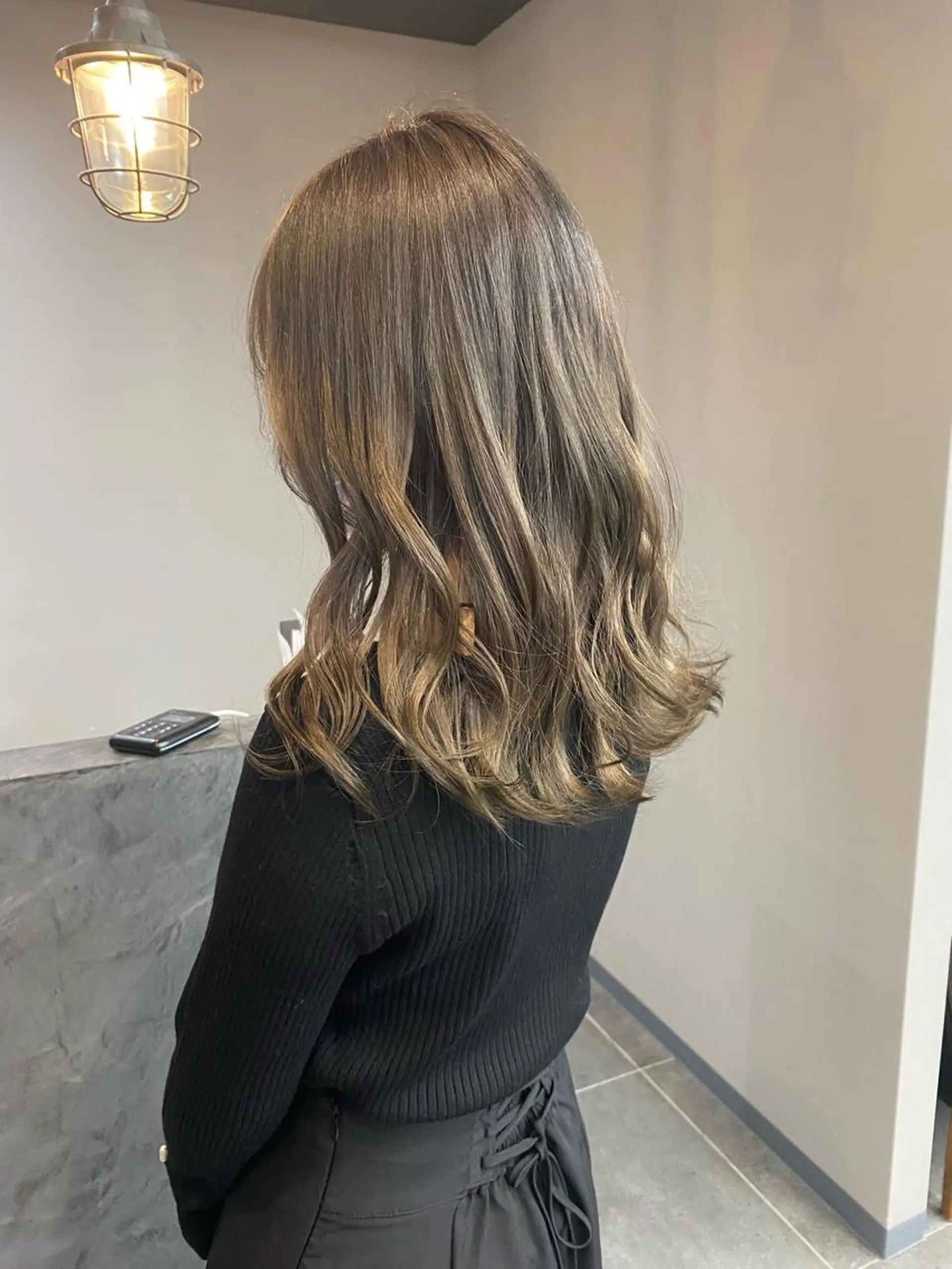 ロング maco 艶感ハイトーン🦋のヘアスタイル