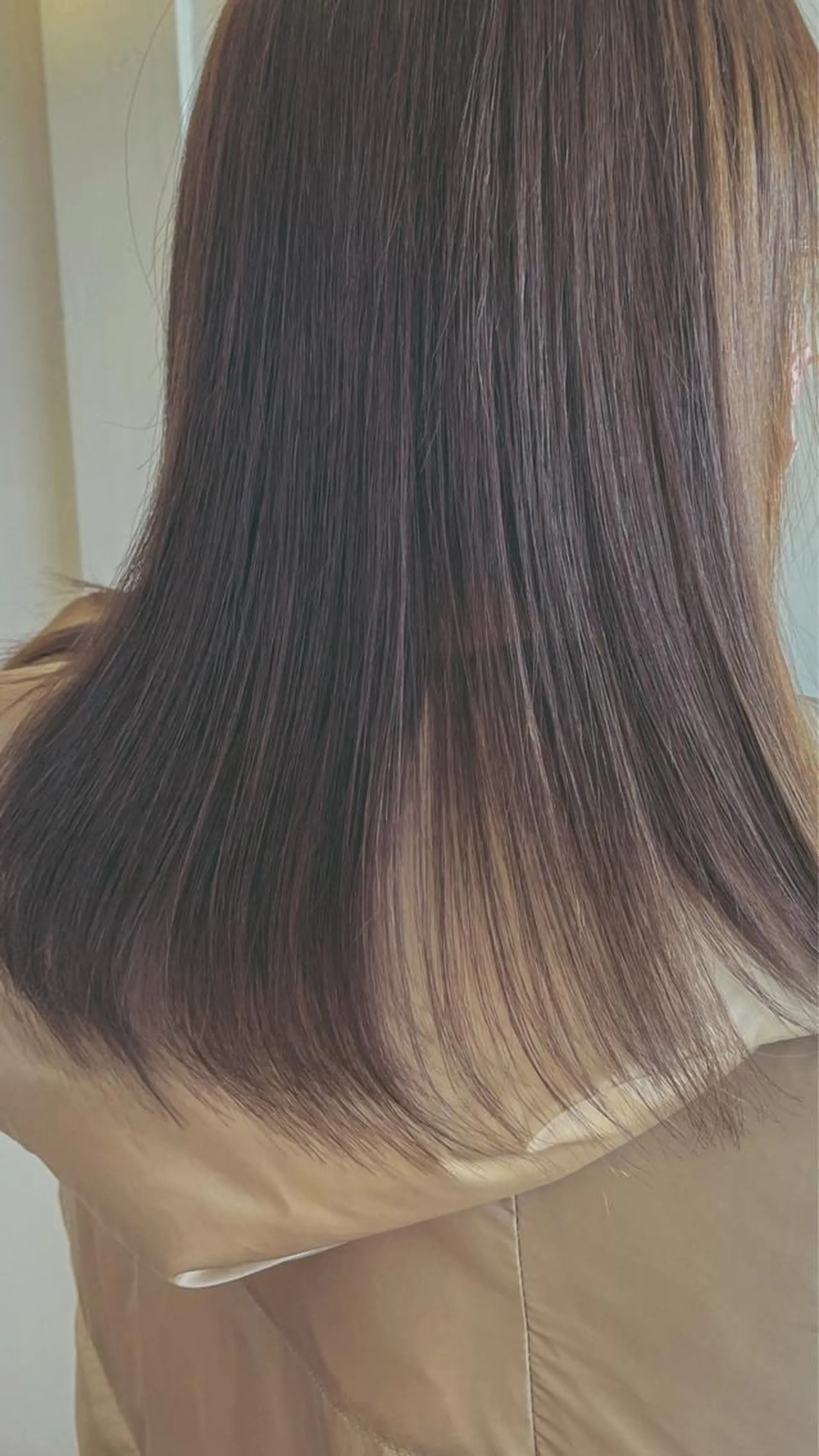 ミディアム カラー ブリーチ 透明感カラー グレージュ ブリーチなしカラー 吉田 浩太郎のヘアスタイル