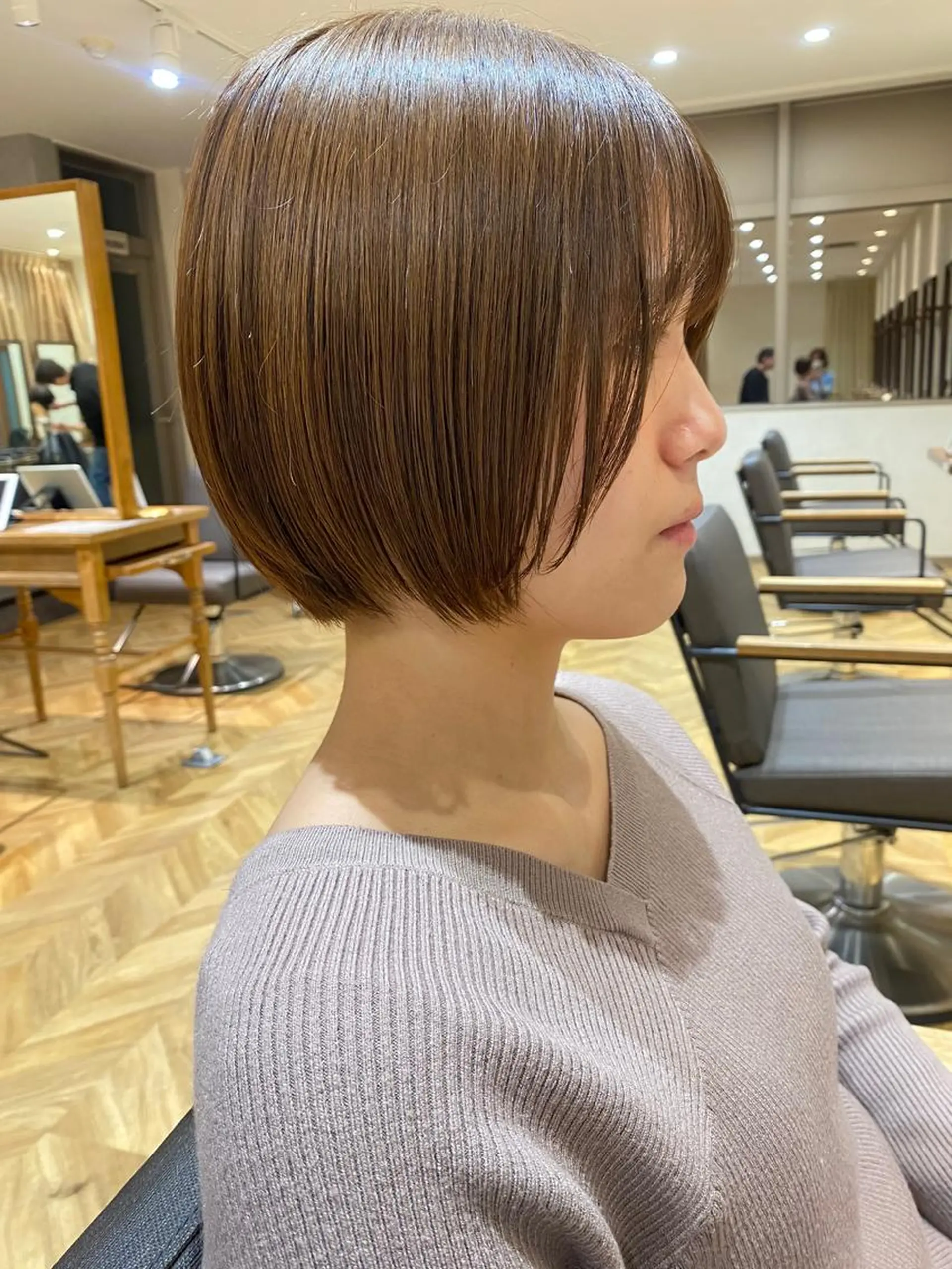ショート ボブ ショートヘア 小顔カット かえ🩶韓国ボブ🎀 透明感カラー🥣のヘアスタイル