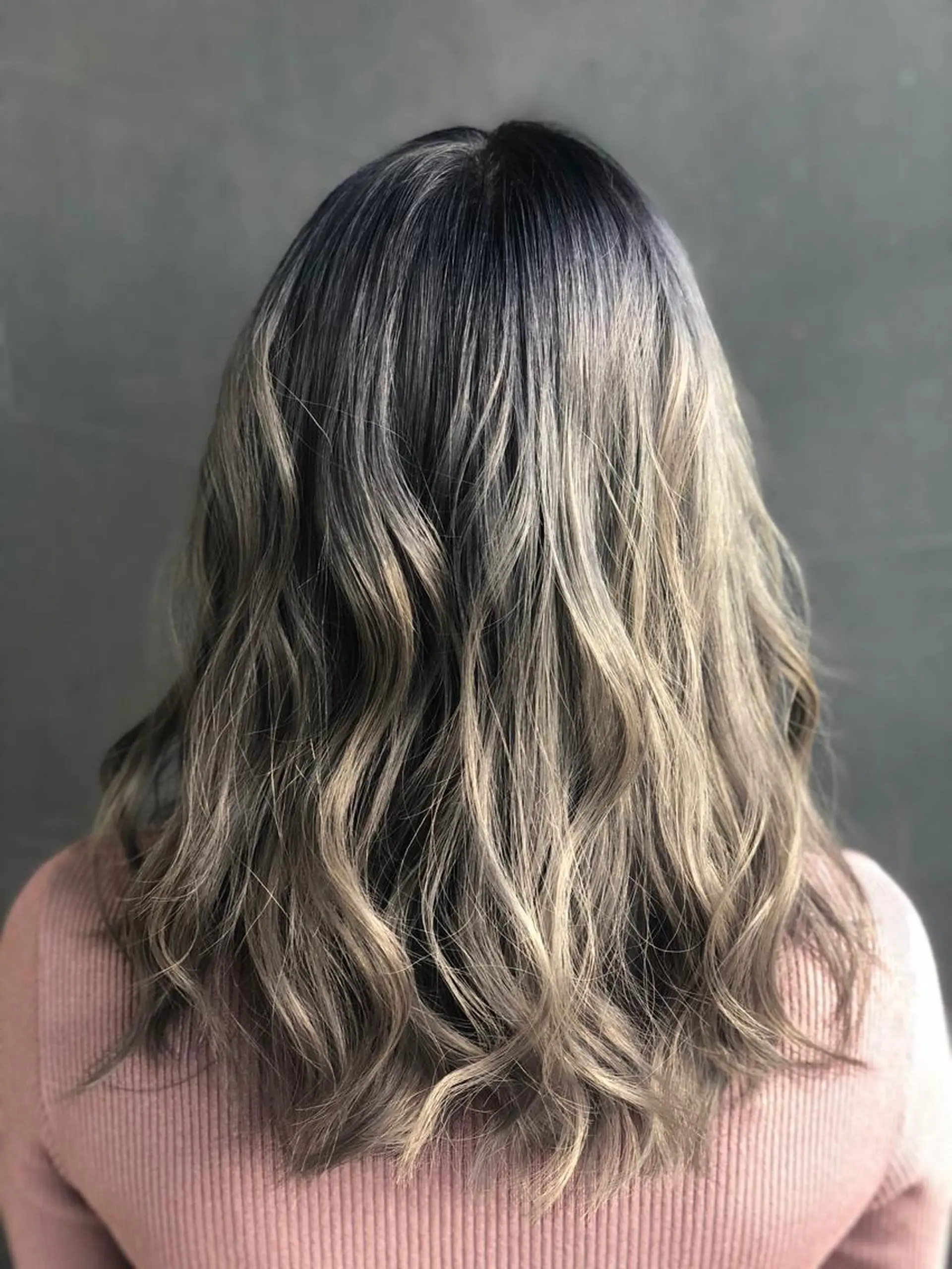 セミロング 佐伯 凌太郎のヘアスタイル