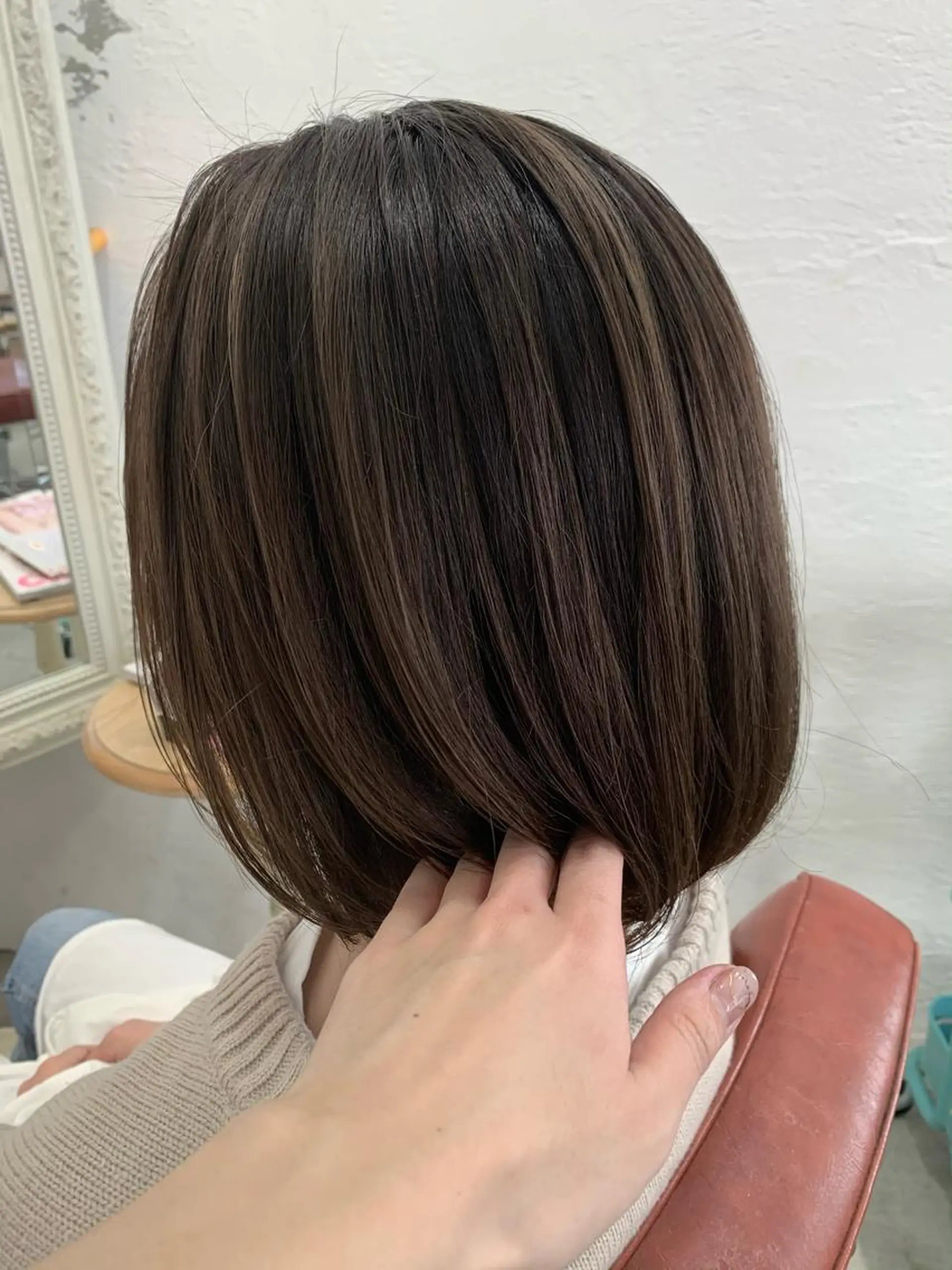 ミディアム カラー fio マナミのヘアスタイル