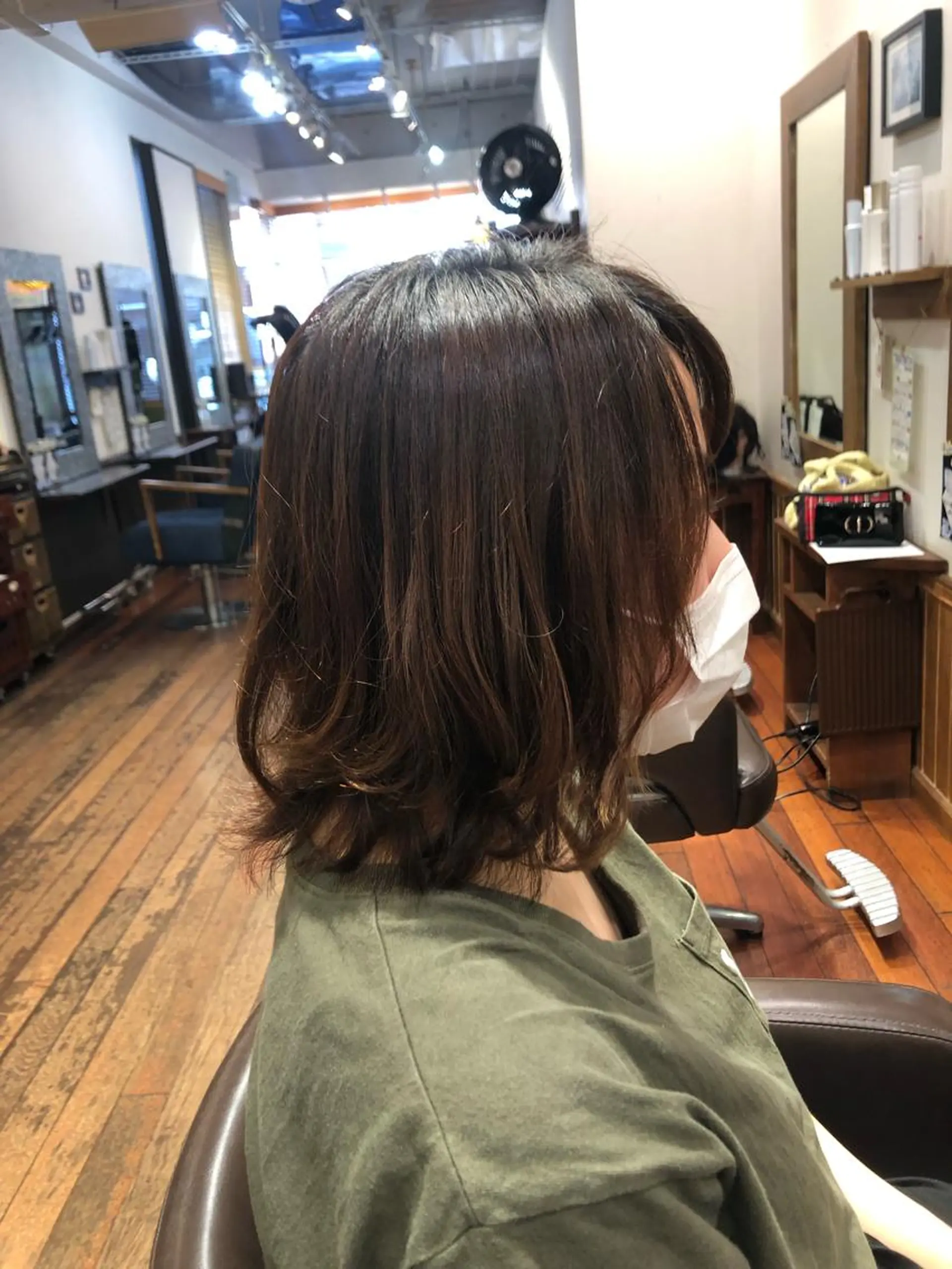 ミディアム パーマ ウルフカット 💟アイリスト 💟の眉毛・アイブロウイメージ