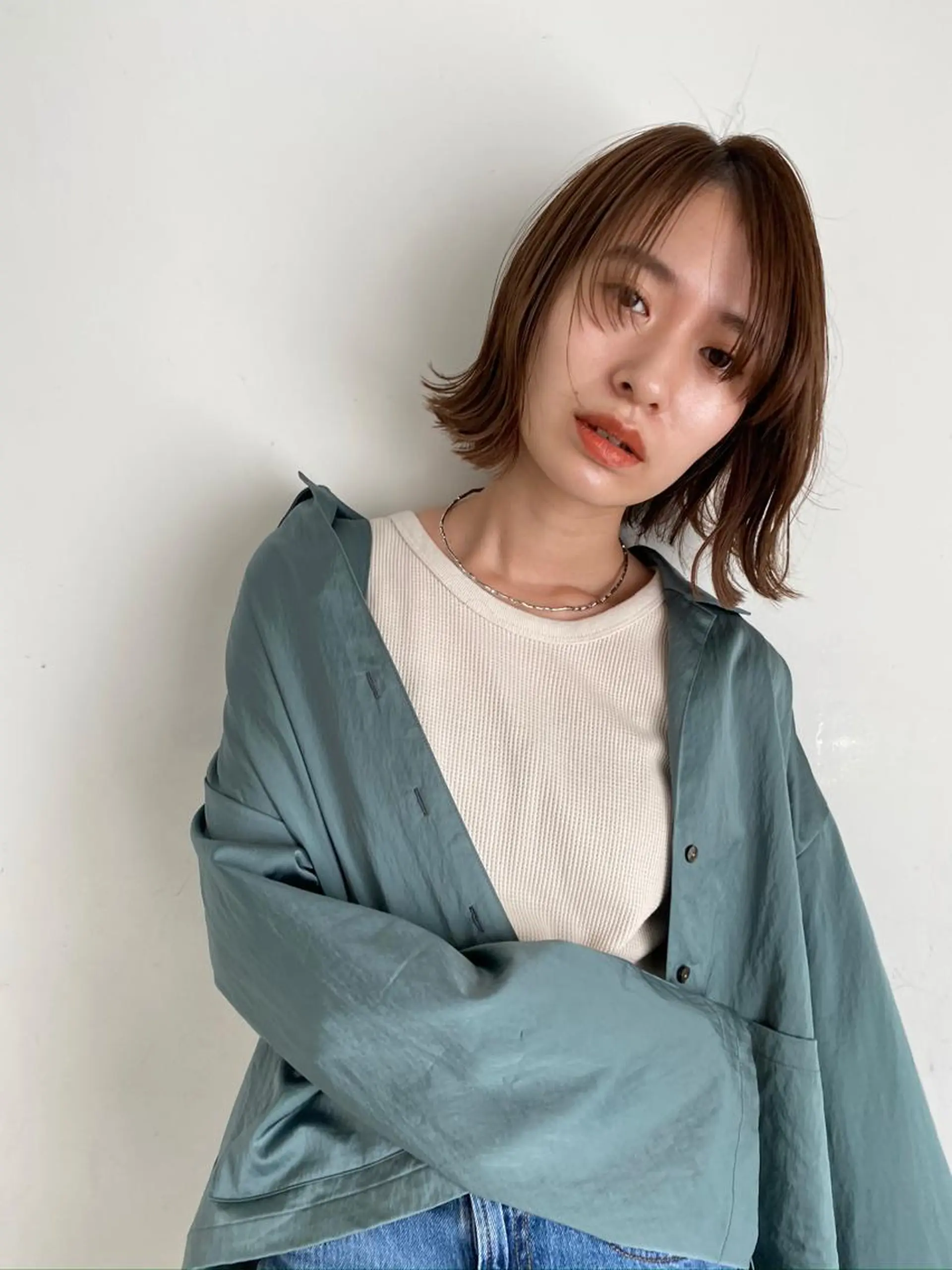 ミディアム ボブ 外ハネヘア めざわ ゆうきのヘアスタイル