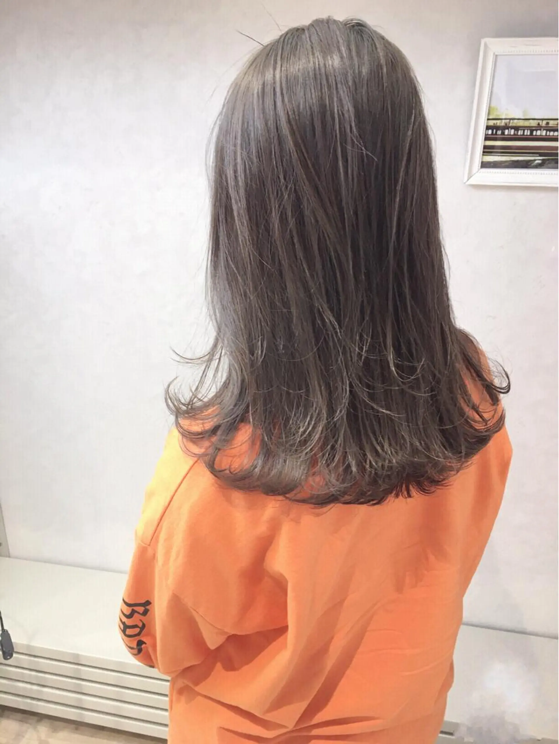 セミロング カラー グレージュ 韓国風ヘア 外ハネヘア ❤️ダブルカラー 髪質改善❤️SAYAのヘアスタイル