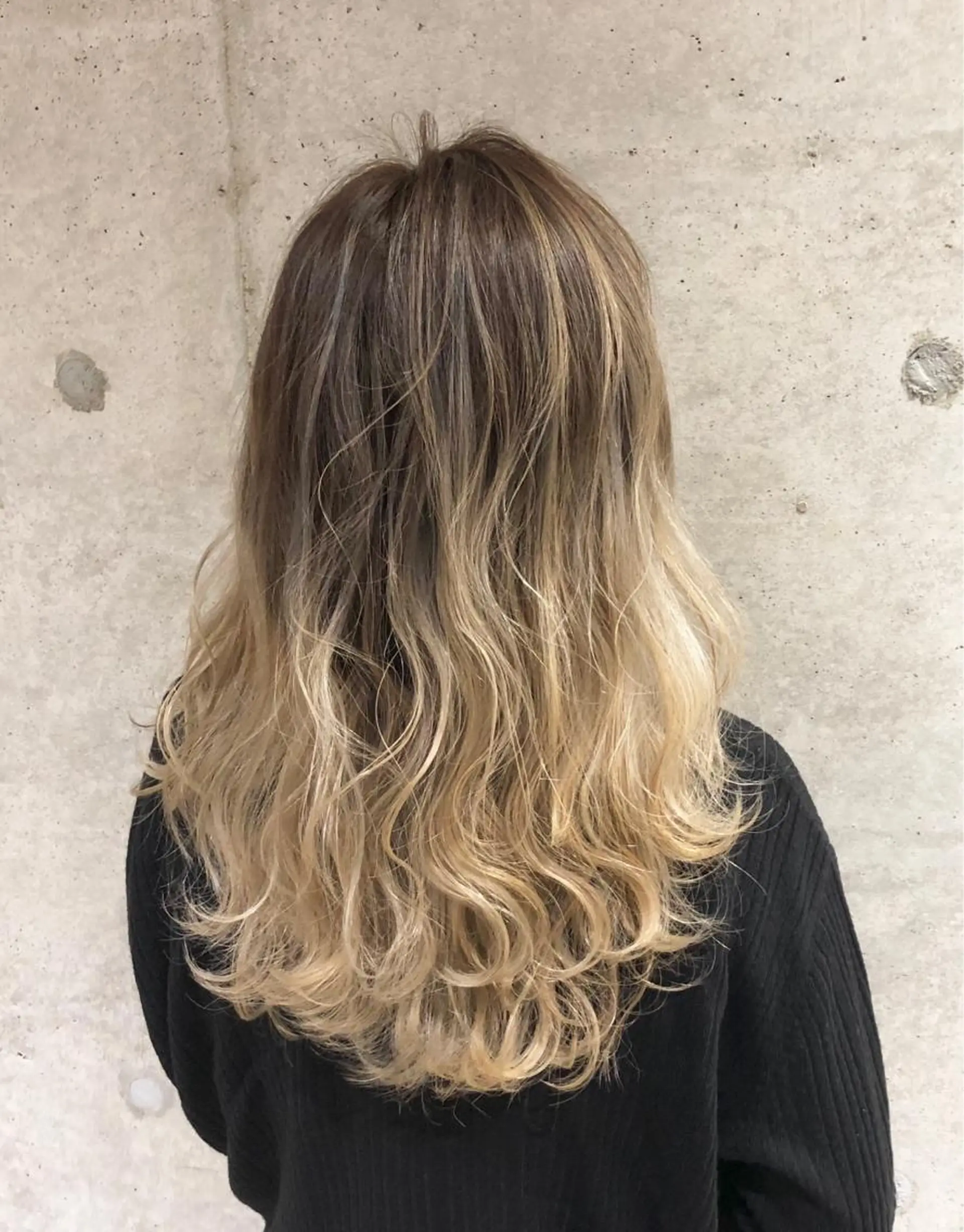 セミロング カラーモデル募集中 美容室ハピスのヘアスタイル