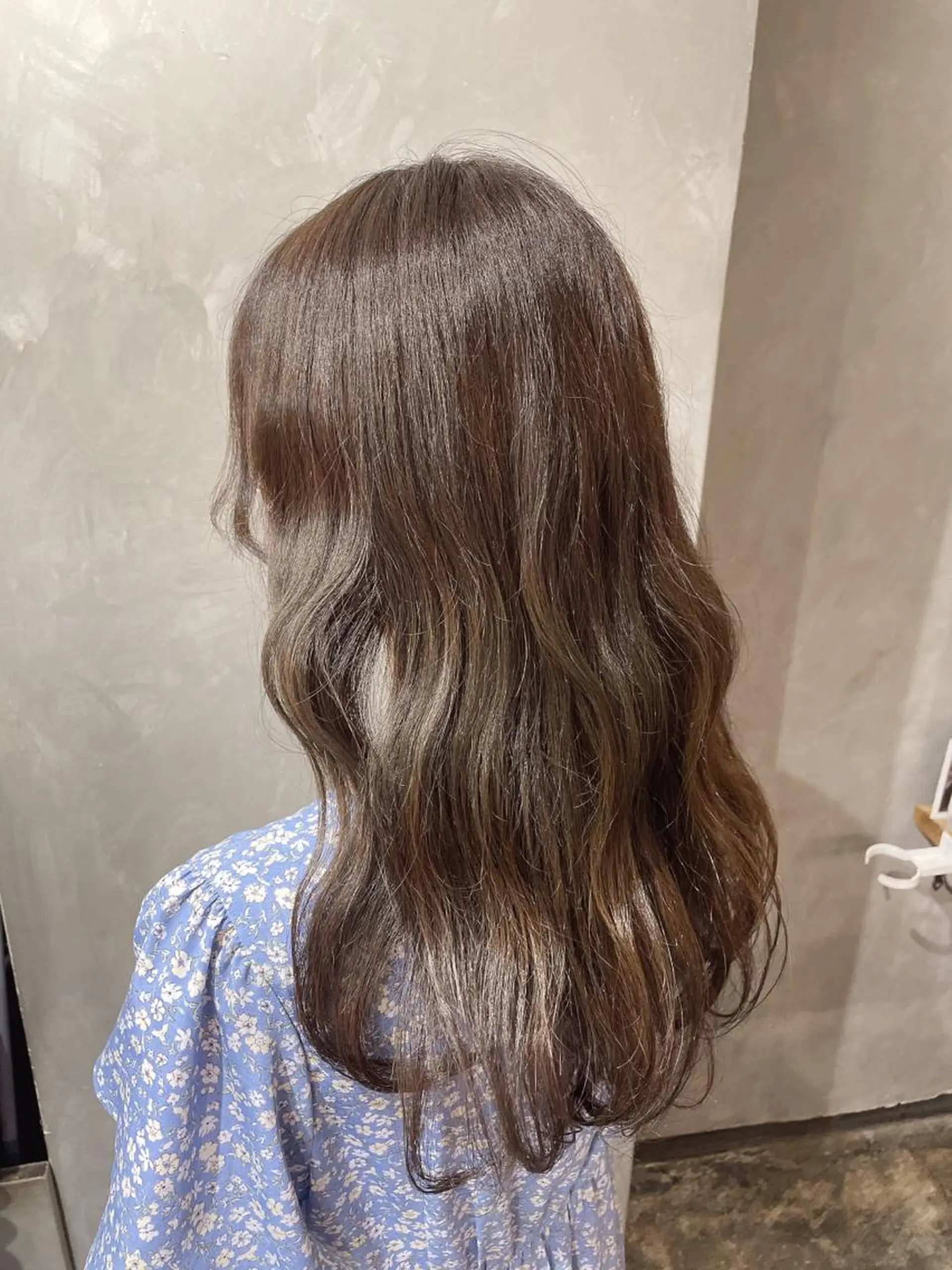 ロング カラー 梅田美容室 山崎海波のヘアスタイル